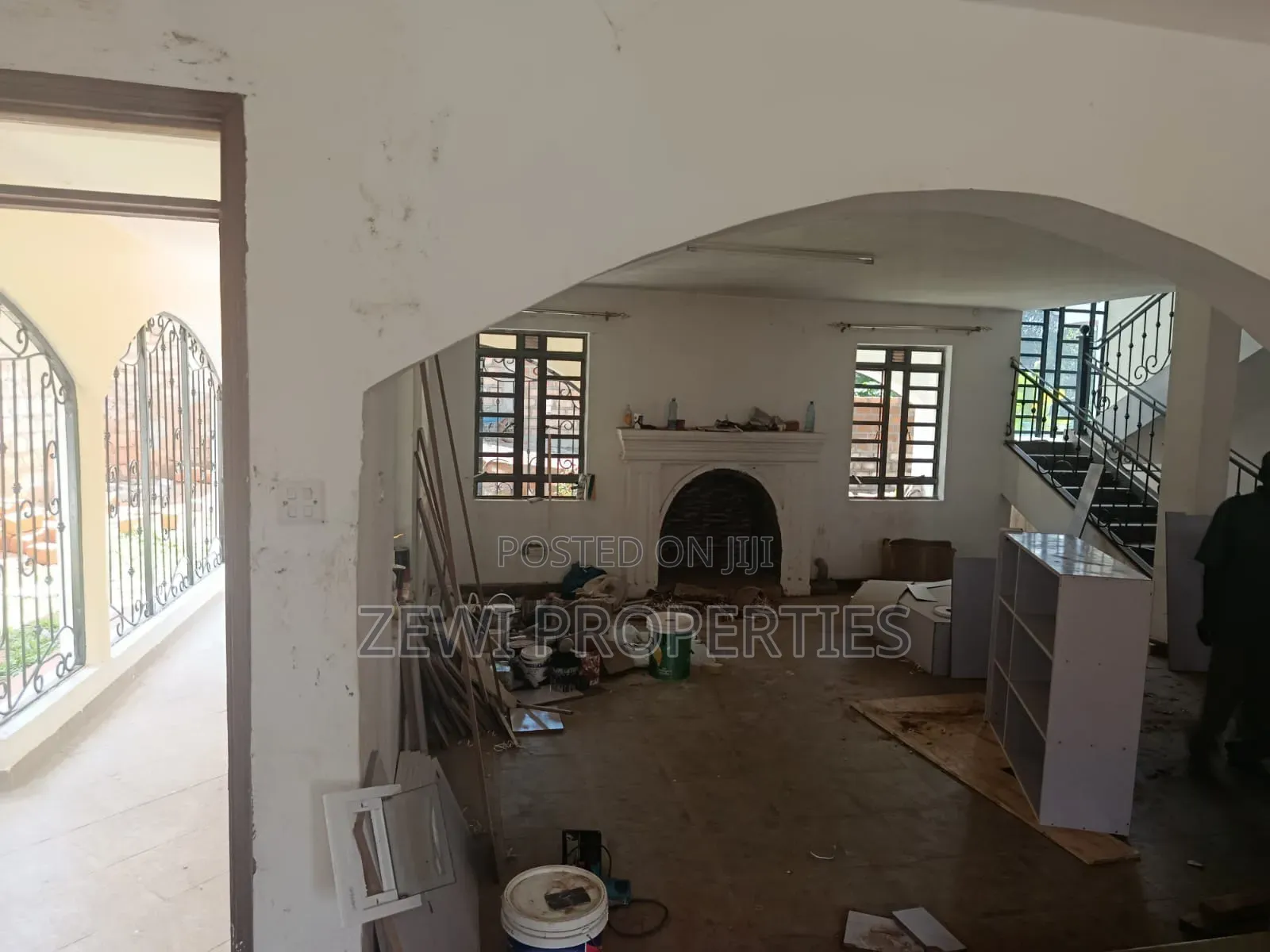 5bdrm Mansion in Kibiku for rent