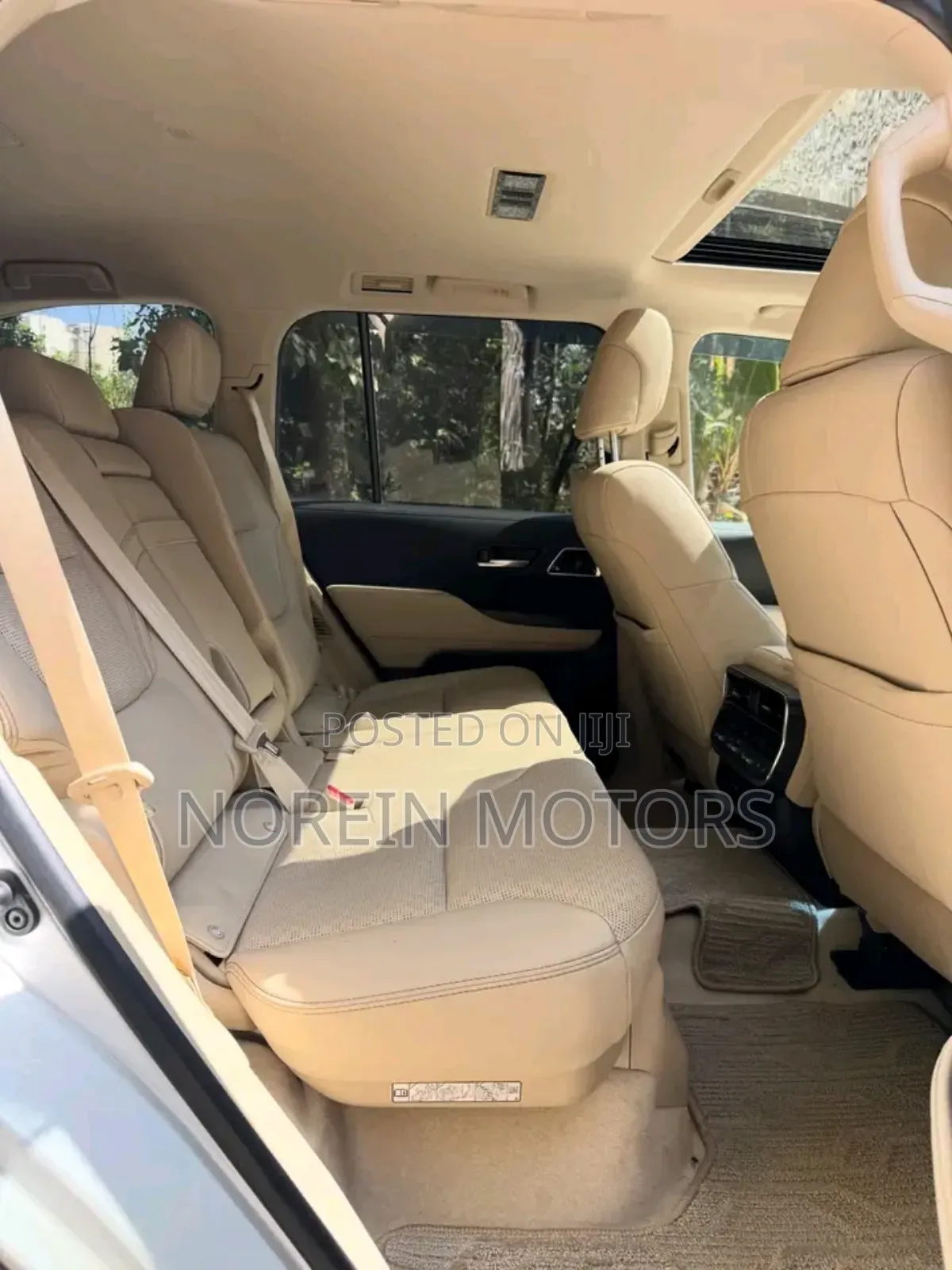 Toyota Land Cruiser 2023 Off white