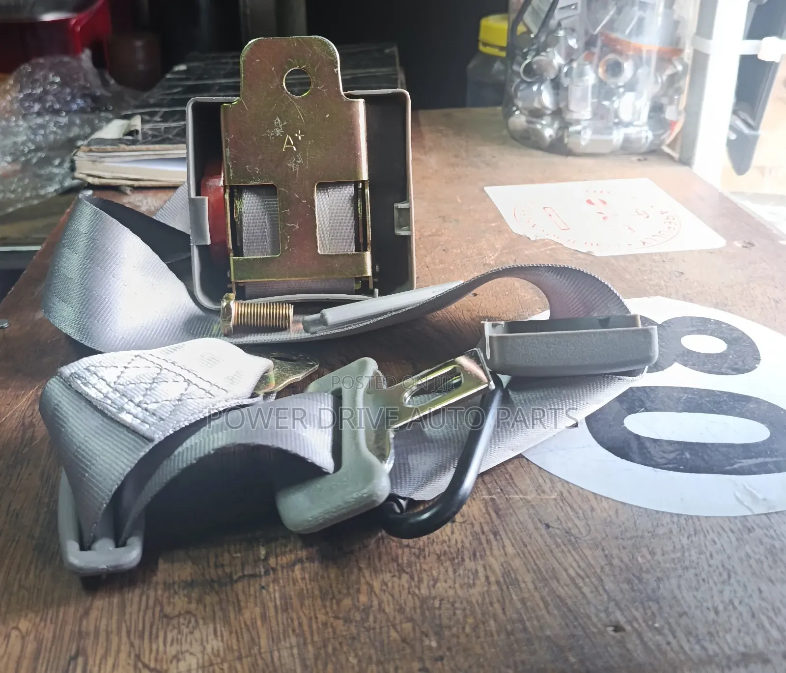 Driver's Automatic Safety Belt