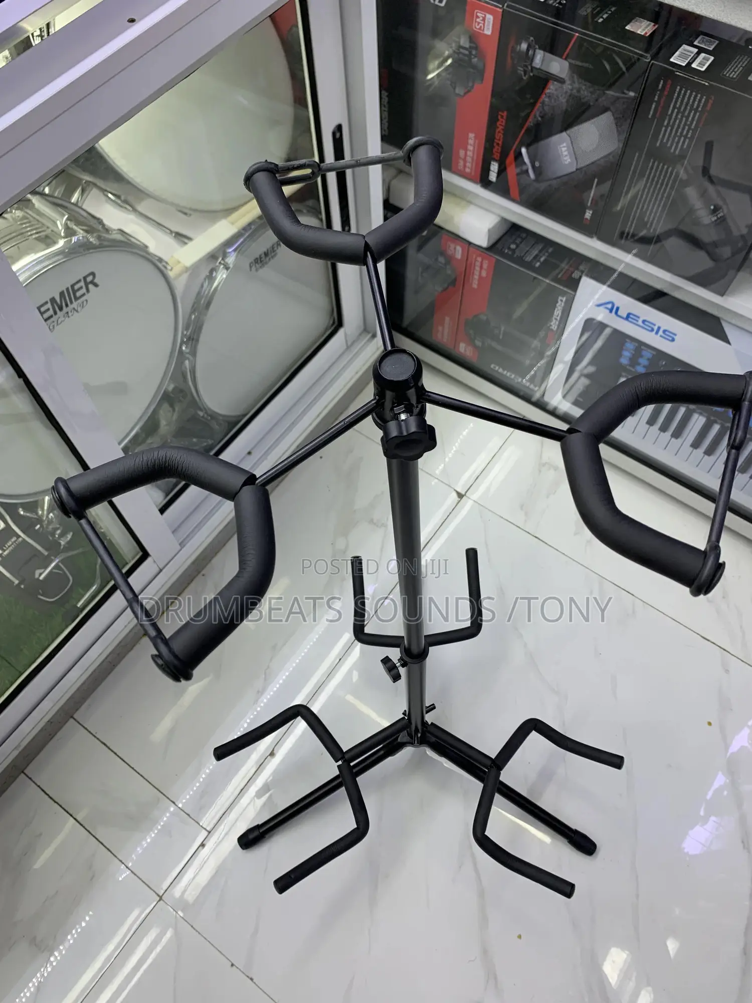 Triple Guitar Stand