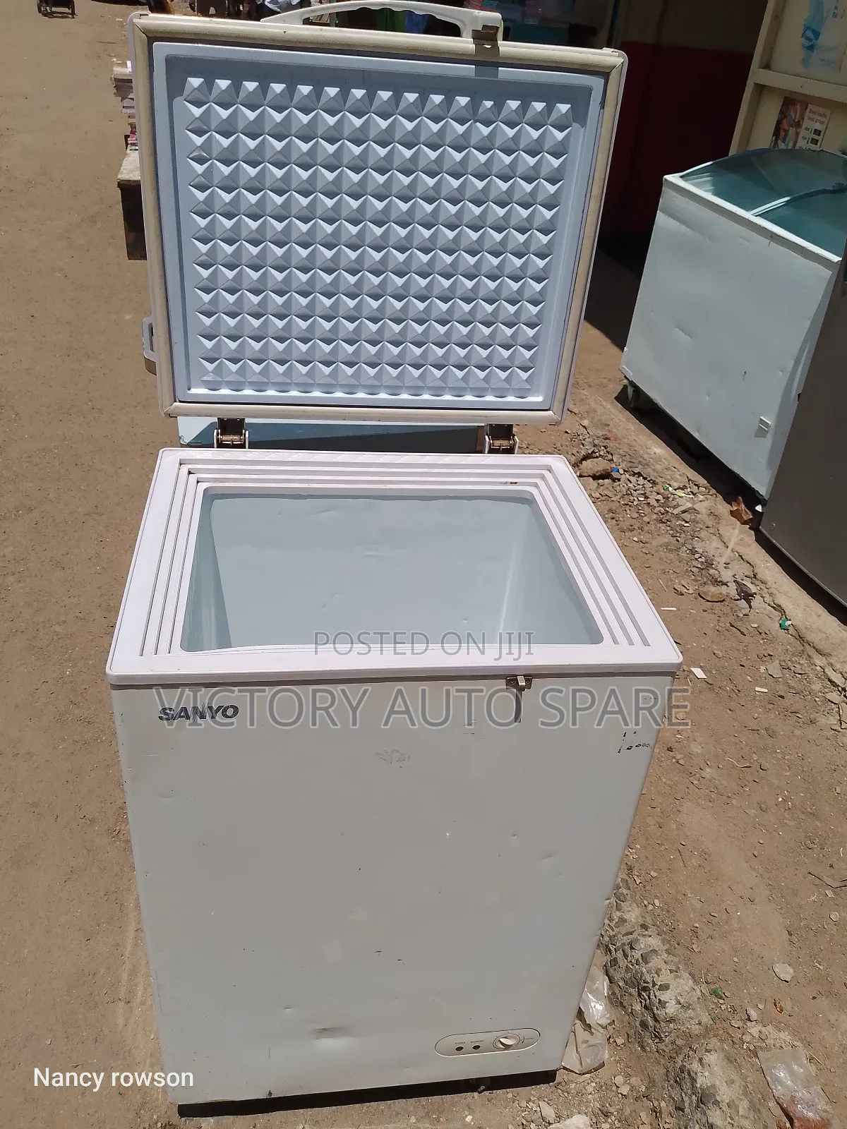 Sanyo Deep Freezer (150l )