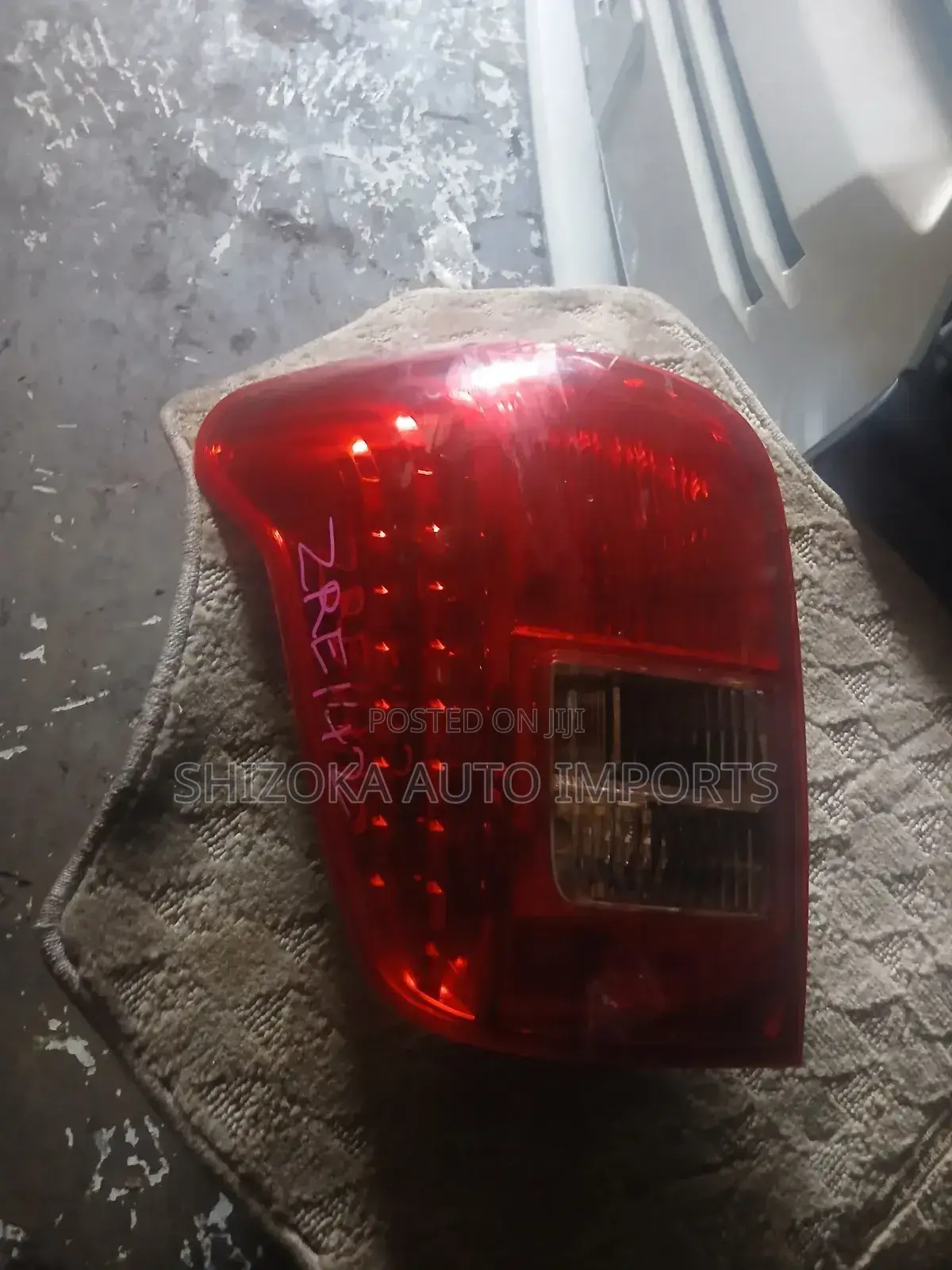 Toyota Zre142 Taillight 2006–2008 Original Ex-Japan