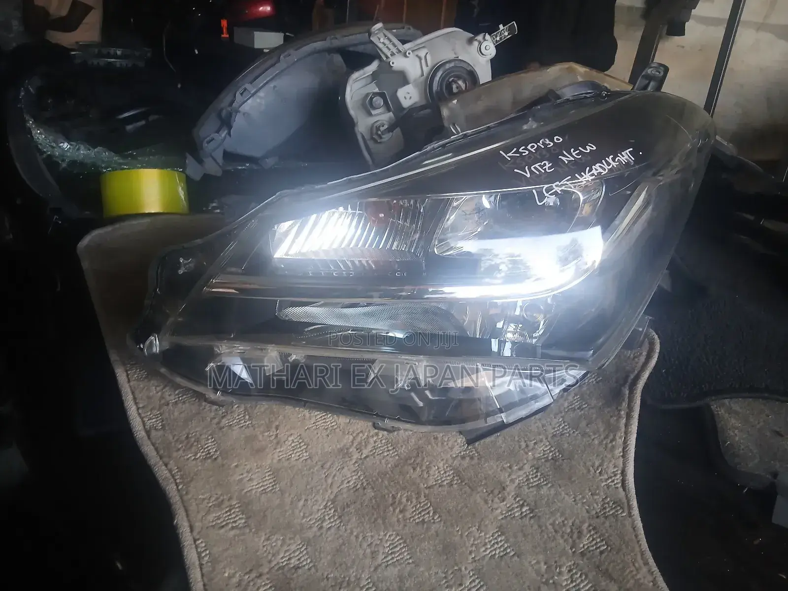 Toyota Vitz Ksp130 Left Headlight 2010–2017 Original Ex-Japan