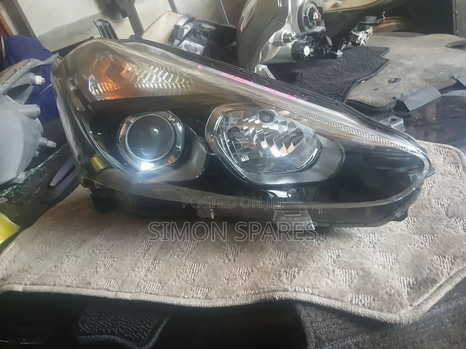 Toyota Sienta New Model Headlight 2015–Present Original Ex-Japan