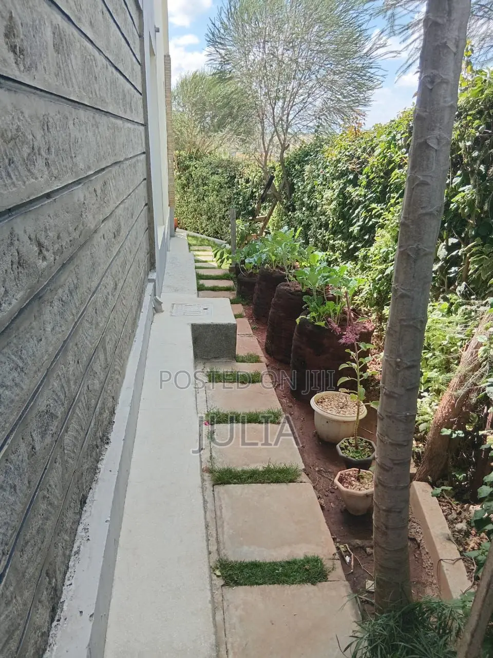 3bdrm Maisonette in Twinfalls City, Malaa for sale