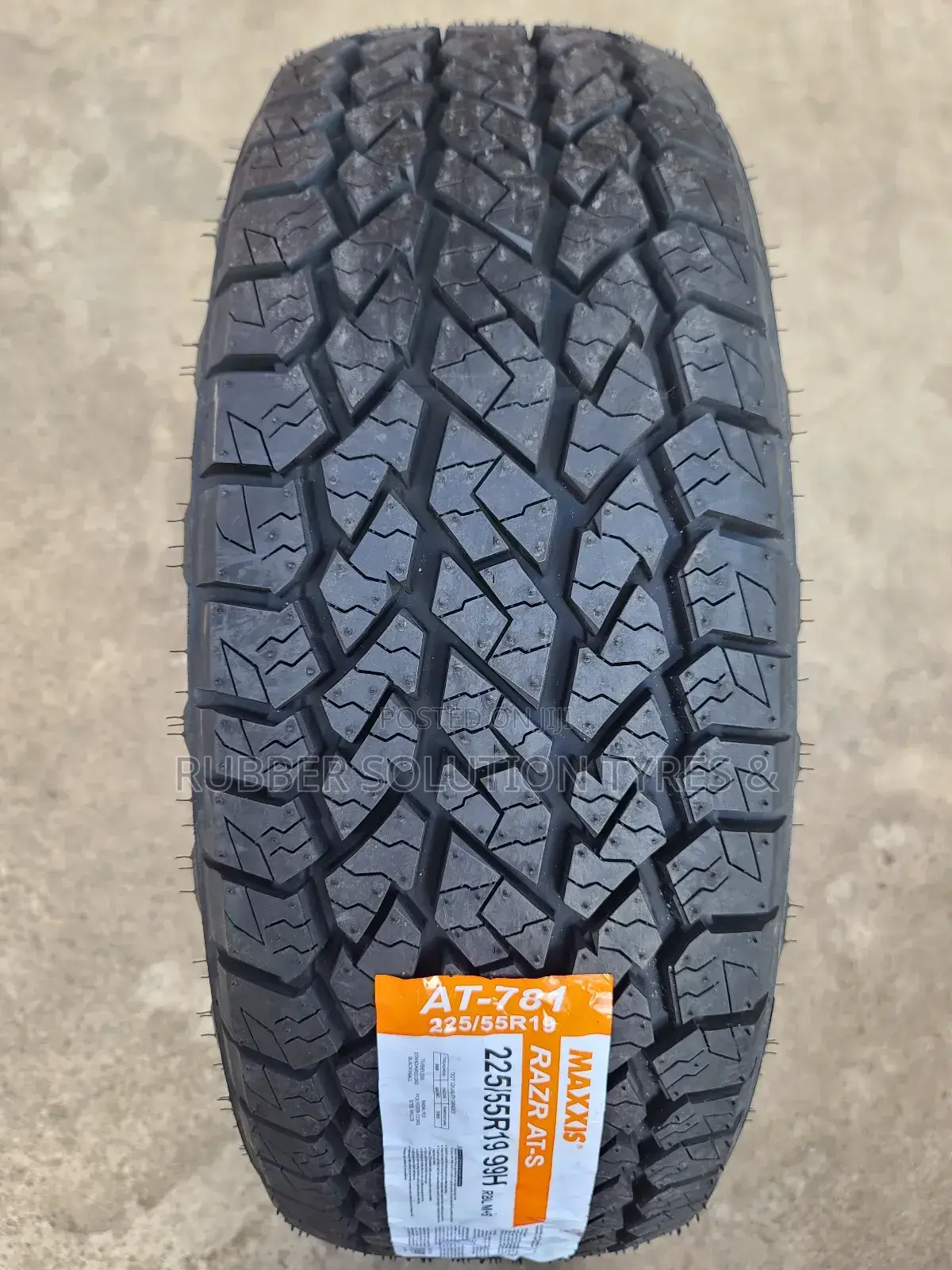 225/55 R19 Maxxis Tyres 99h Razr a/T781 All-Terrain