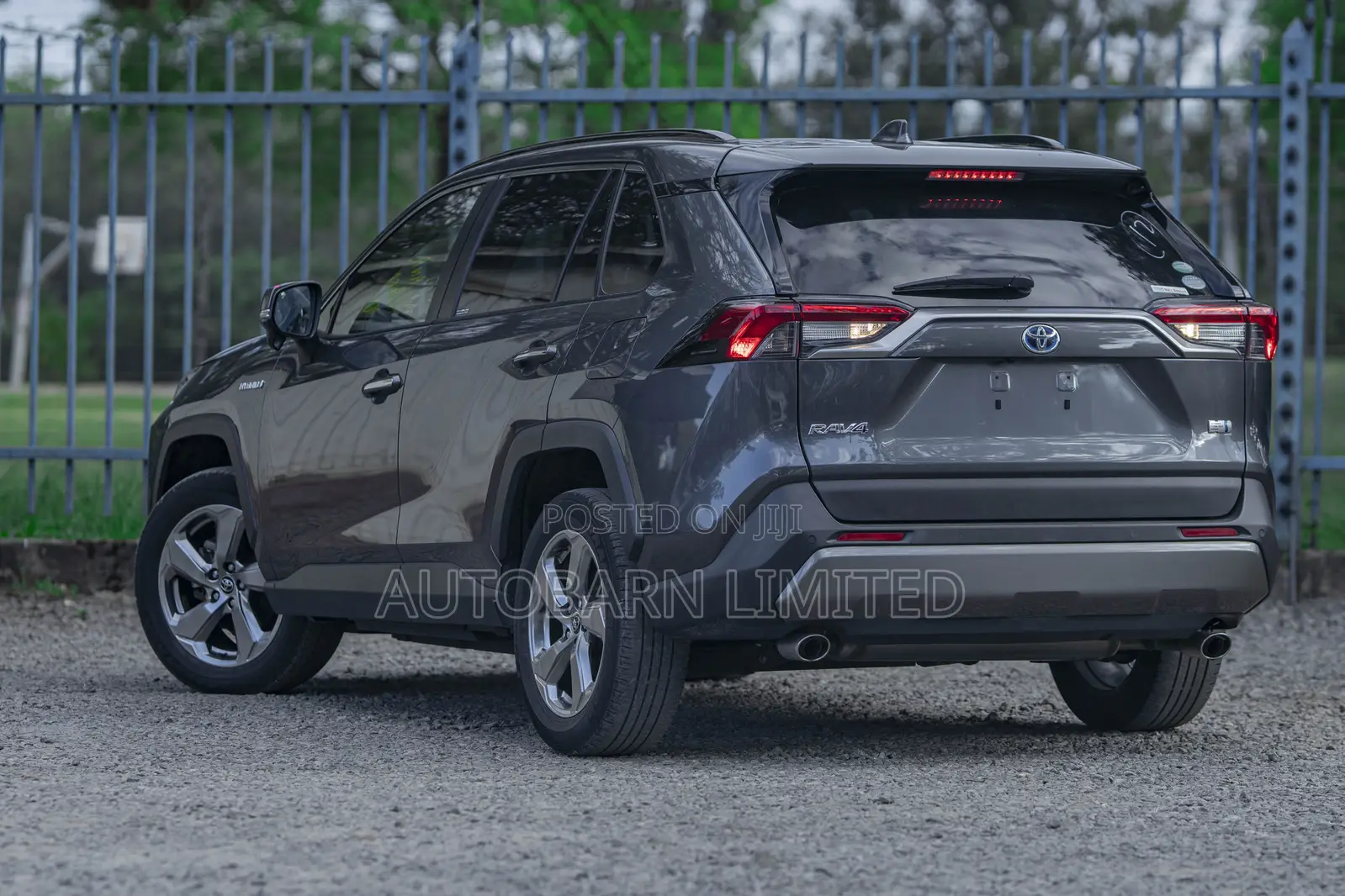 Toyota RAV4 Hybrid 2019 Gray