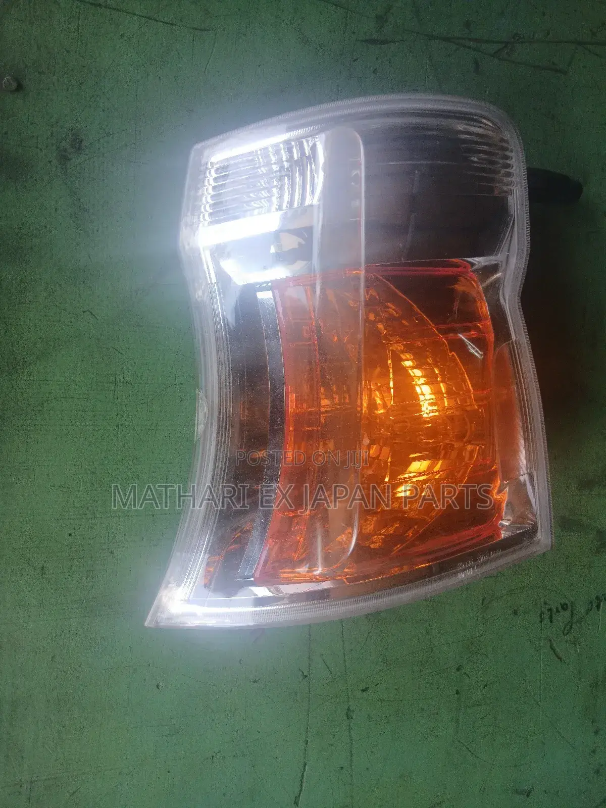 Nissan Urvan E25 Side Marker Light(Corner) 2005–2012 Original Ex-Japan