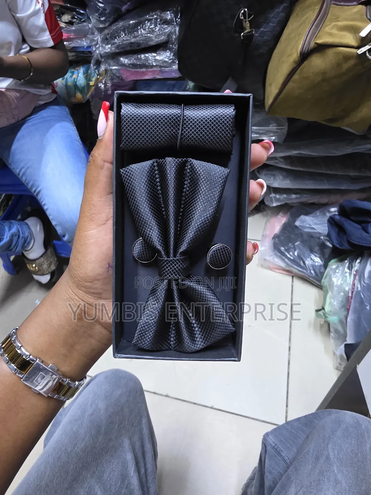Bow Tie Set With Cufflinks and Pocket Square Set at 500