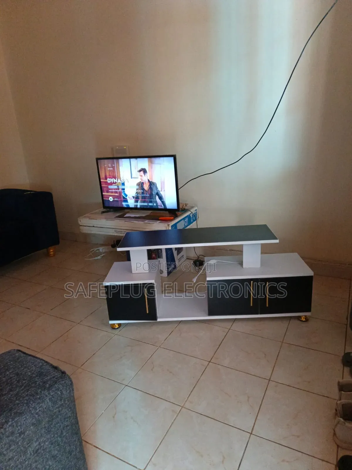 Istanbul Led Tv Stand