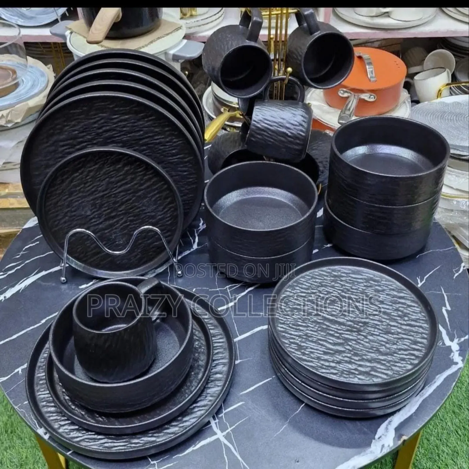 Unique Textured Surface With Natural Handicraft Look Dinner Set