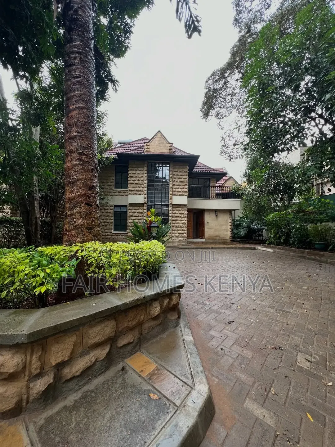 5bdrm Townhouse / Terrace in Lavington Green, Muthangari for rent