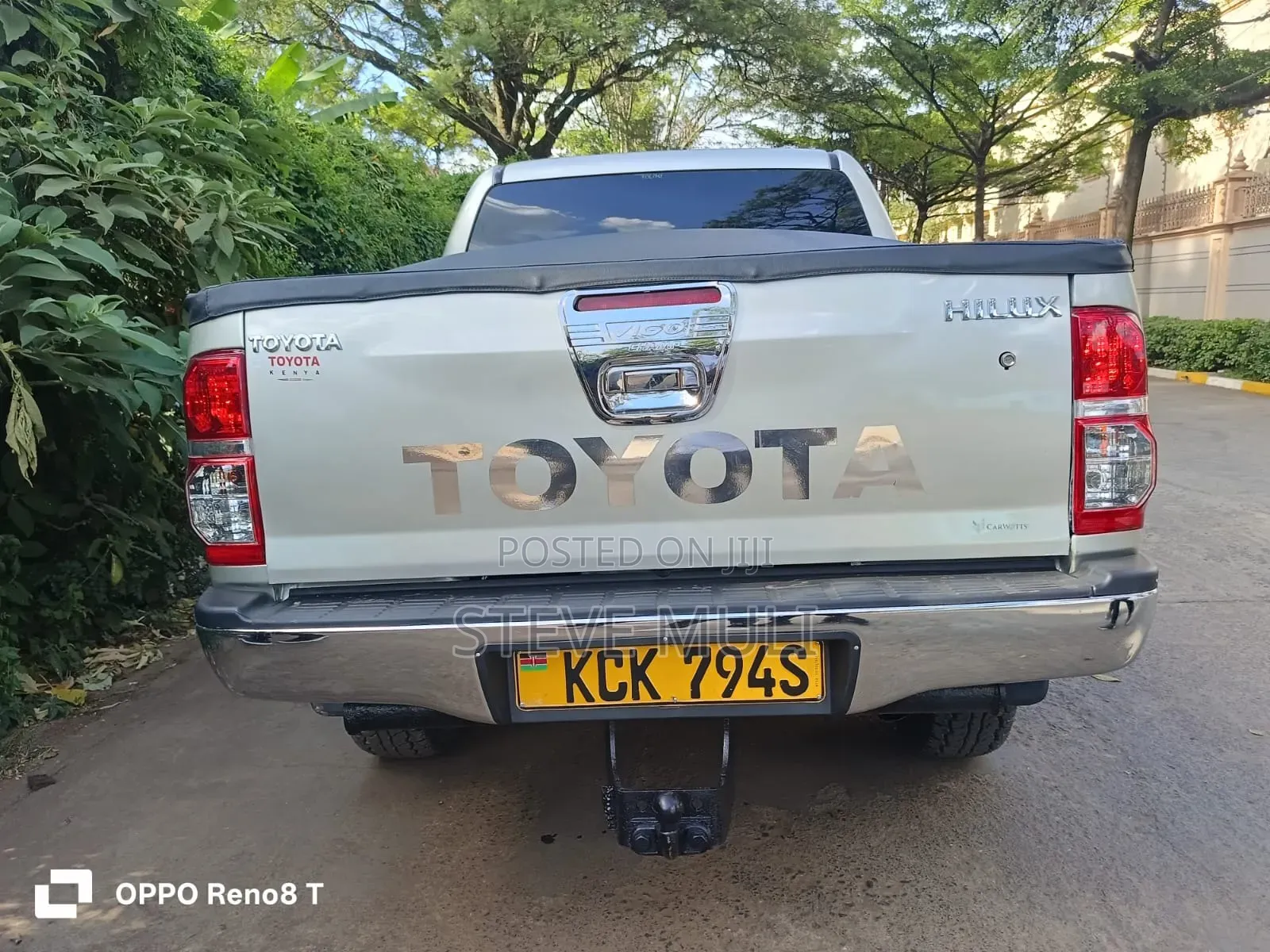 Toyota Hilux 2011 Silver