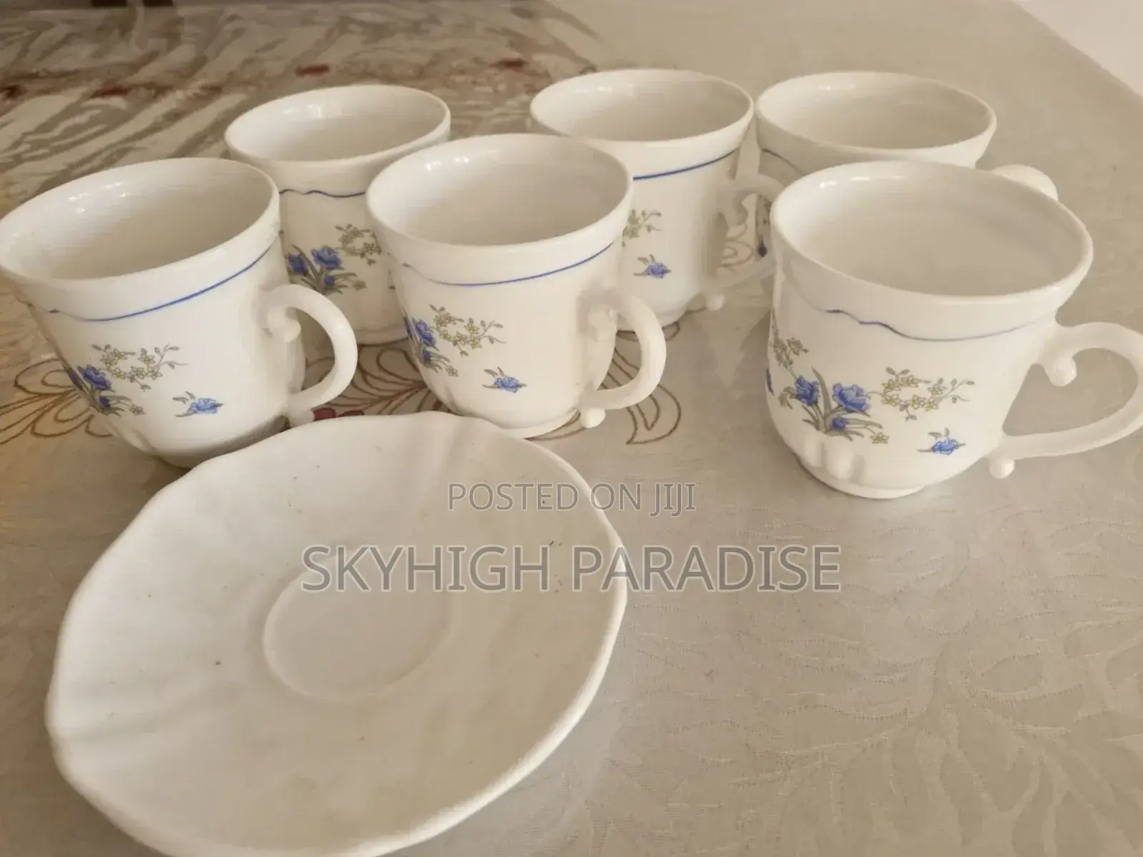 *Set of 6 Luminarc 25cl Cups