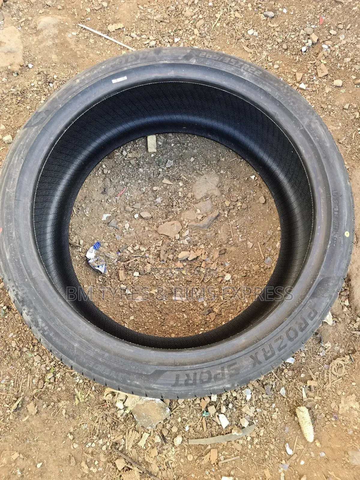265 /35 R22 Davroad Tyres (Highway)