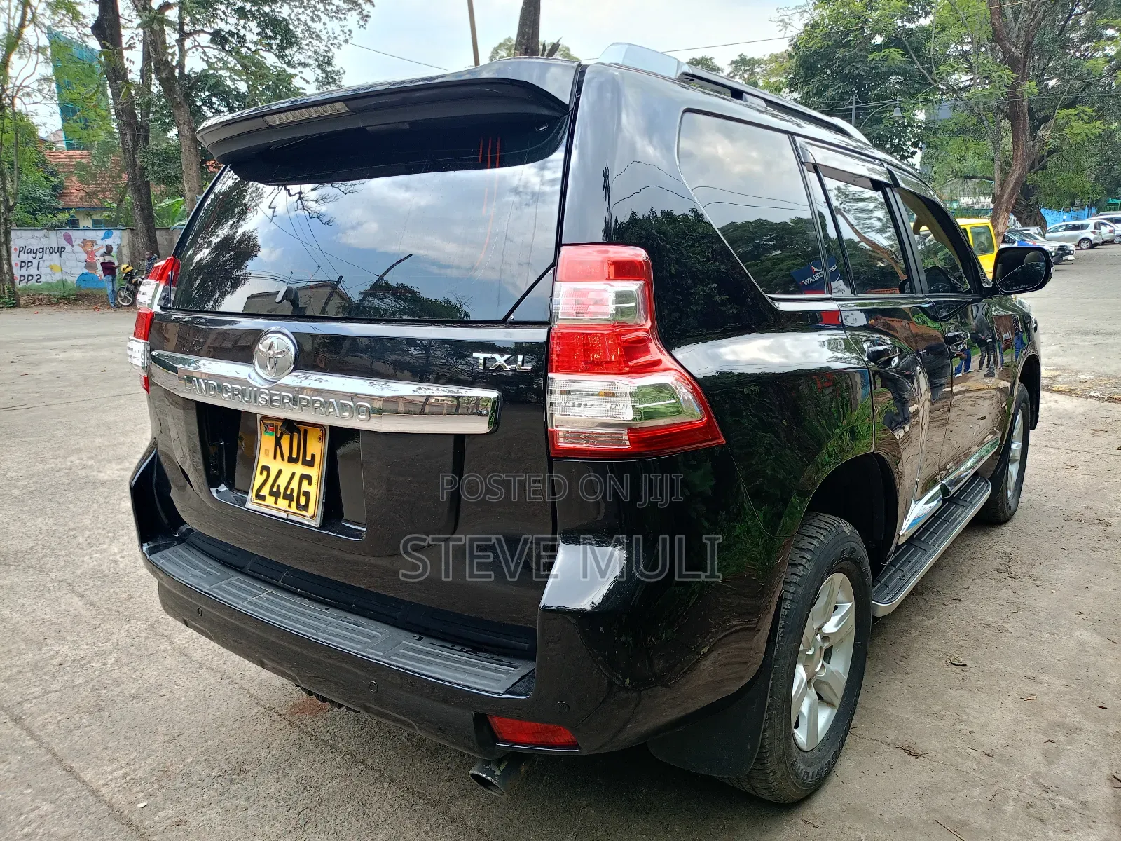 Toyota Land Cruiser Prado 2016 Black