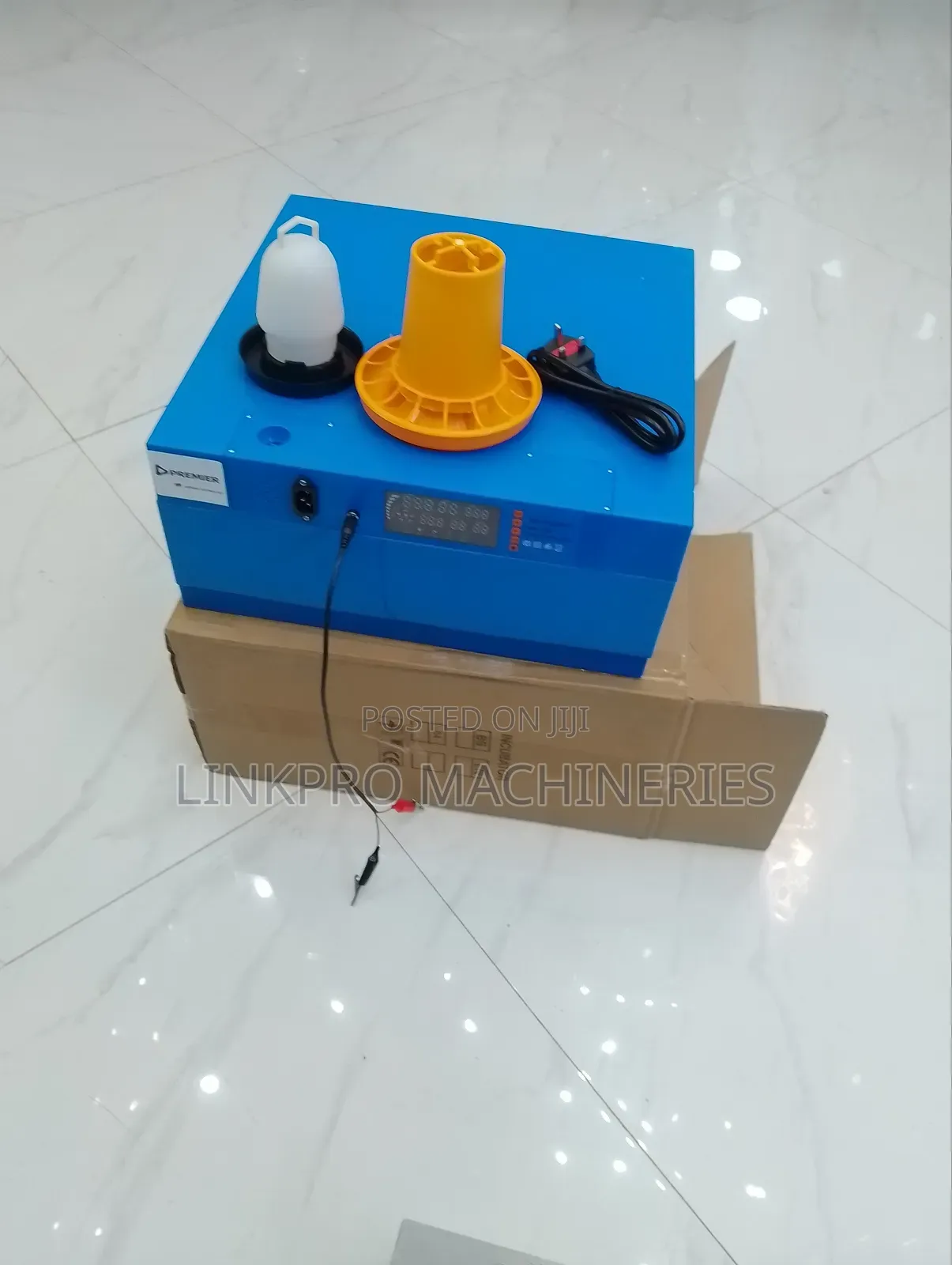 64 Eggs Ac/Dc Incubator Machine