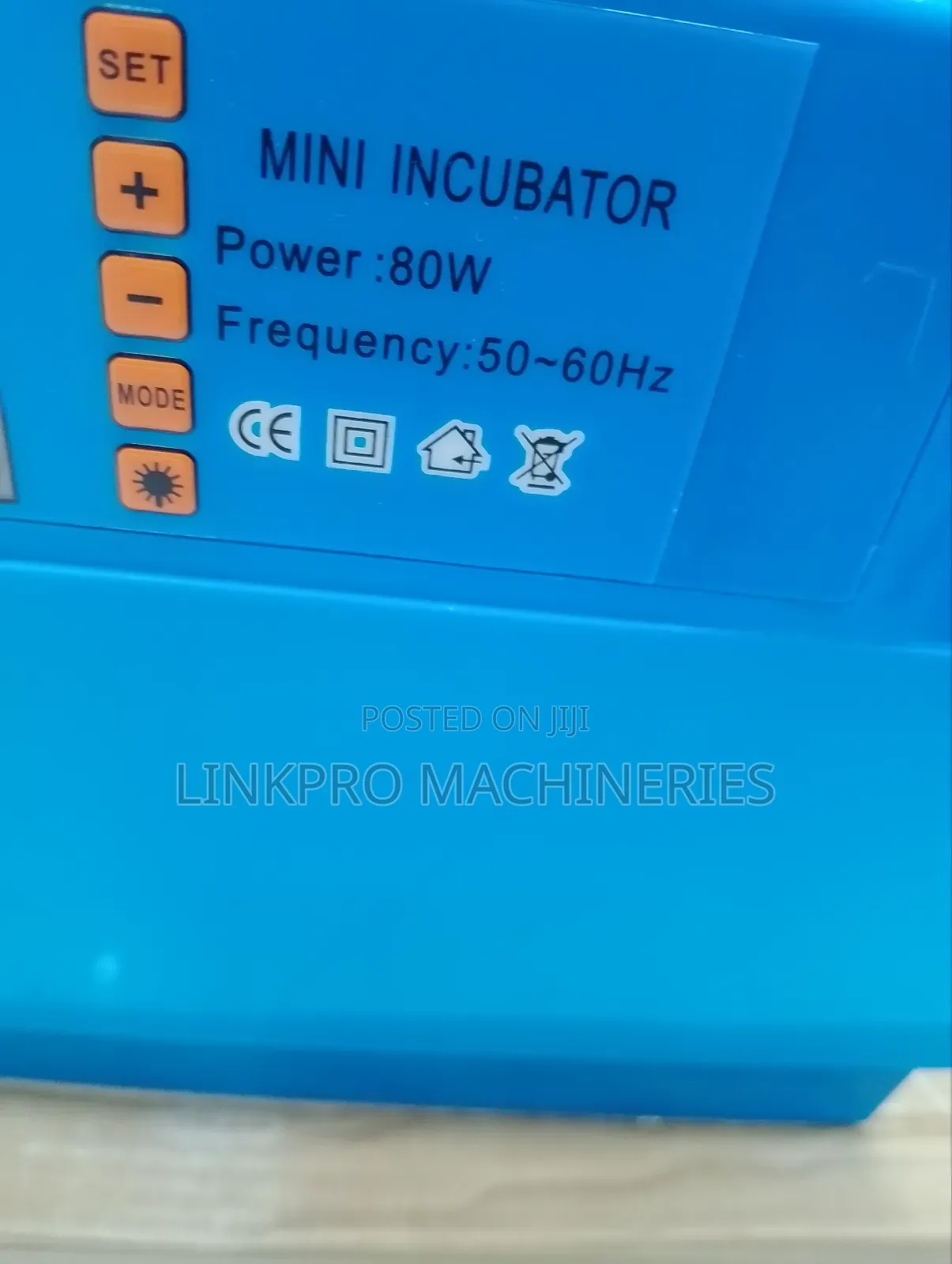 64 Eggs Ac/Dc Incubator Machine