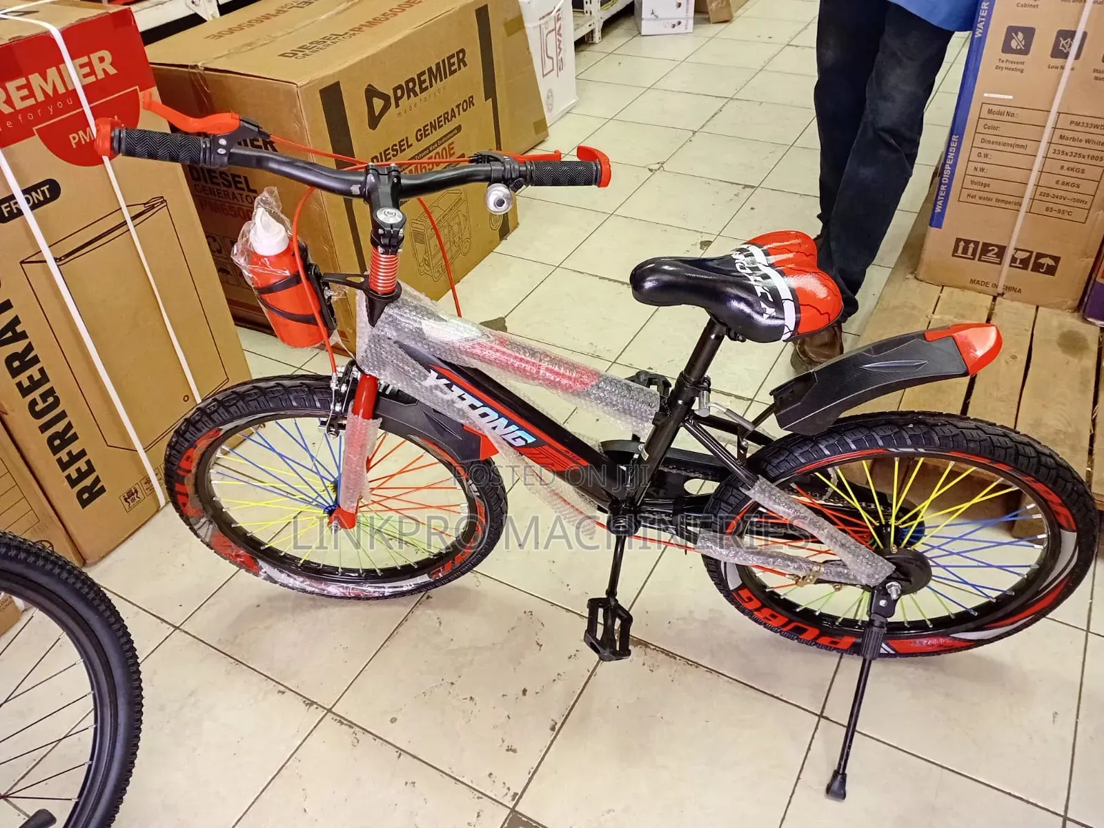 Size 20 Ytong Red Kids Bike