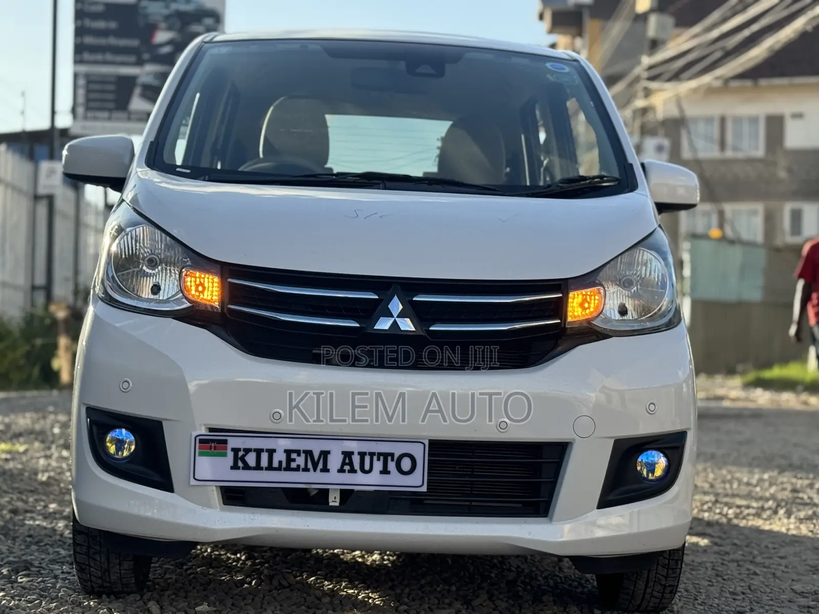 Mitsubishi EK Wagon 660 FWD 2019 White