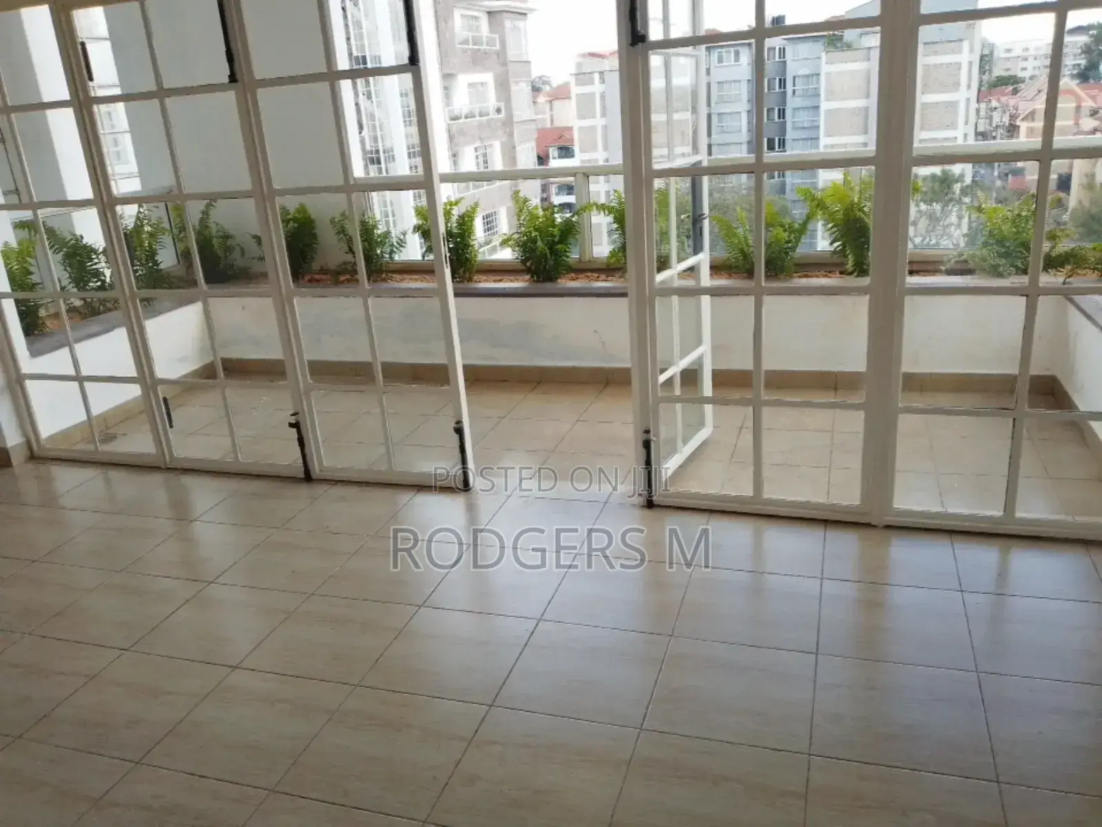 3bdrm Apartment in Valley Arcade for rent