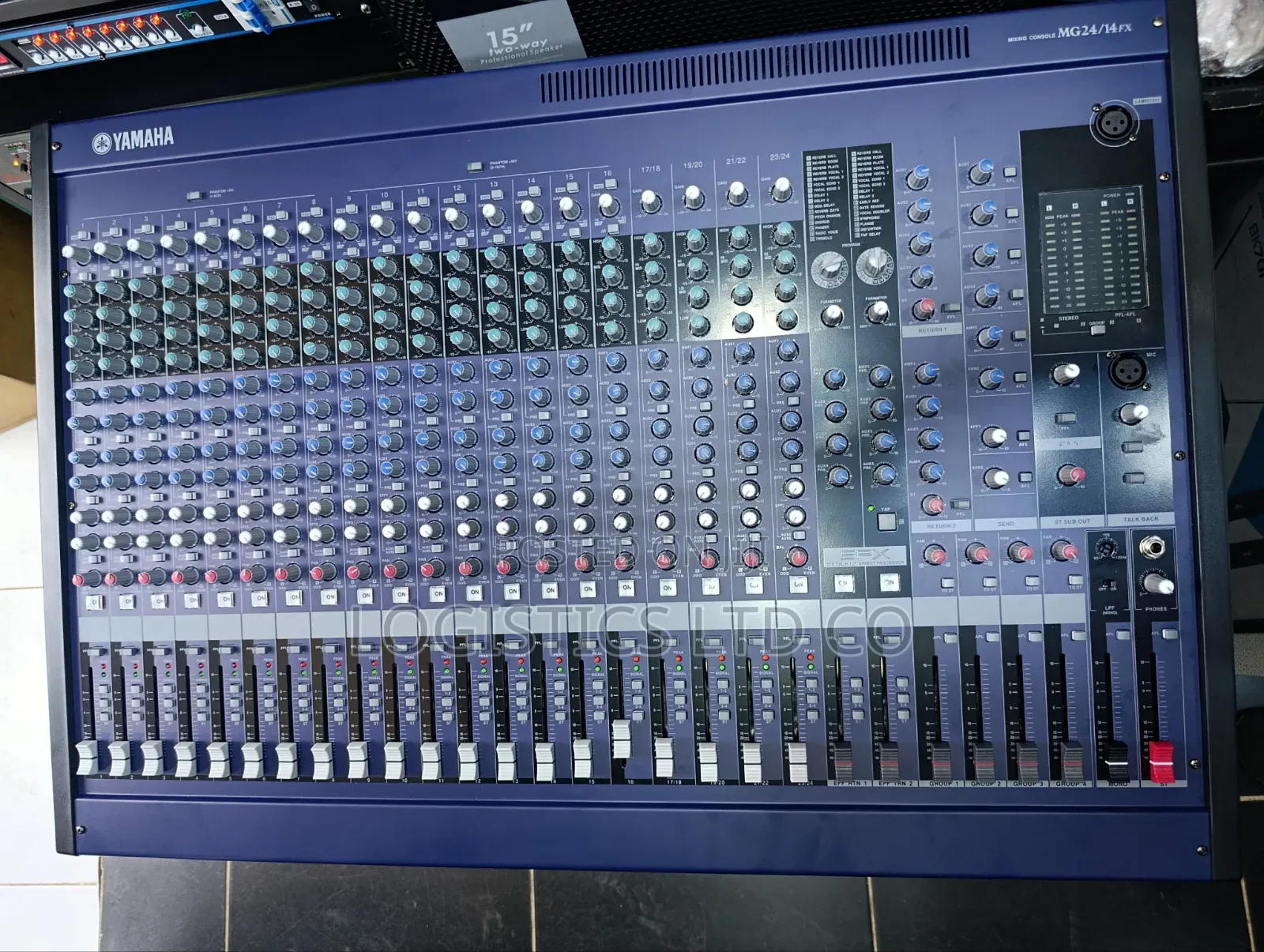 Yamaha Mg24/14fx 24-Channel Analog Mixing Console.