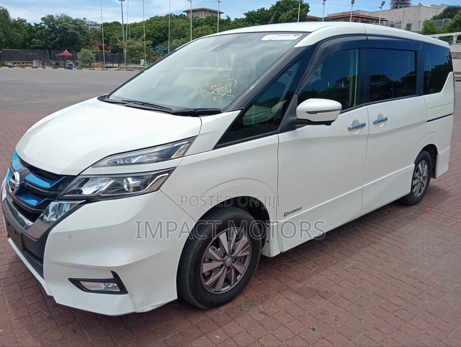 Nissan Serena 2019 Pearl