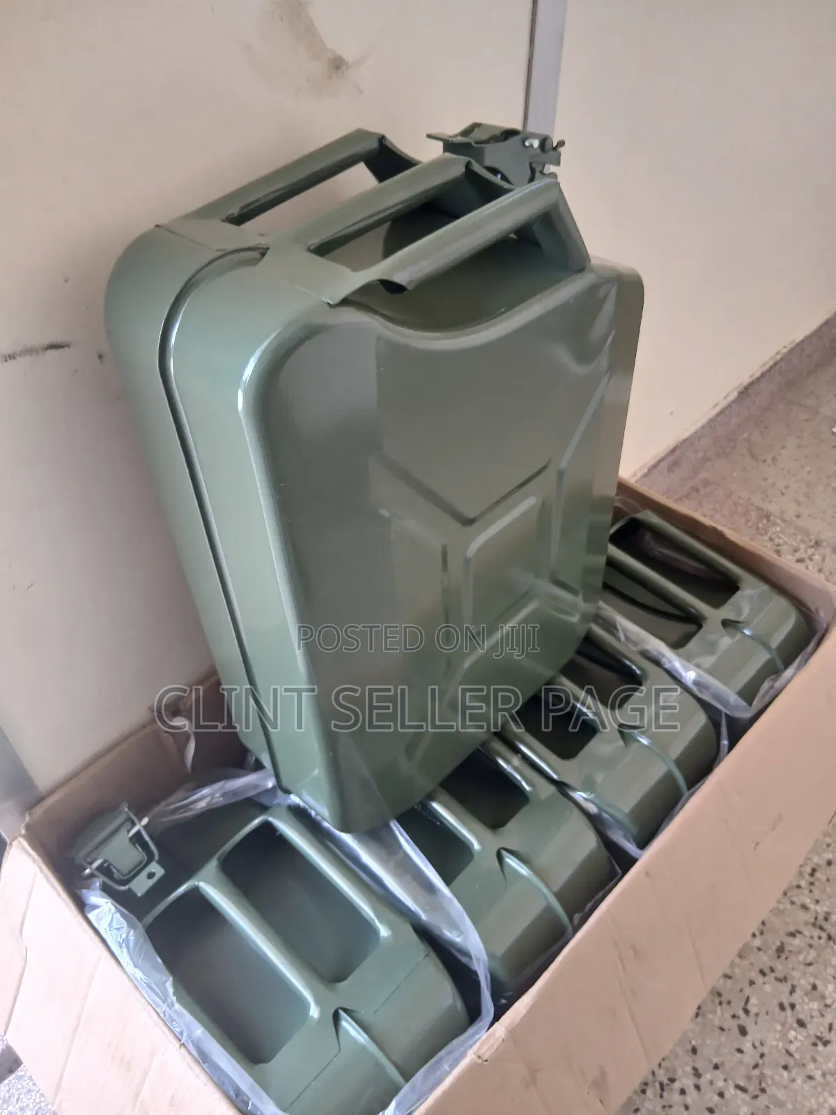 Metalic Gasolic Canister / Fuel Jerrican