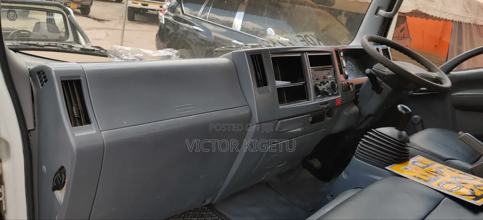 Isuzu NQR Enclosed Body