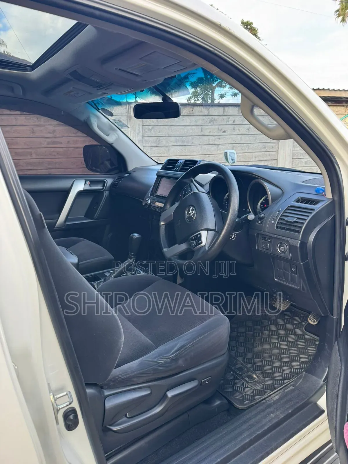 Toyota Land Cruiser Prado 2016 Pearl