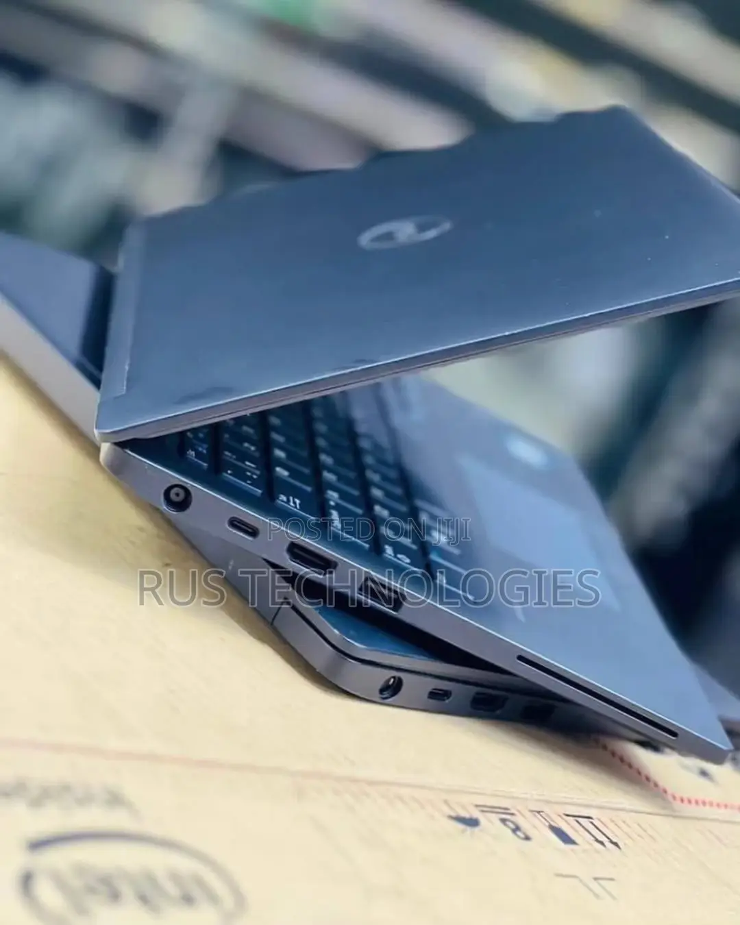 Laptop Dell Latitude E7270 8GB Intel Core i7 SSD 256GB