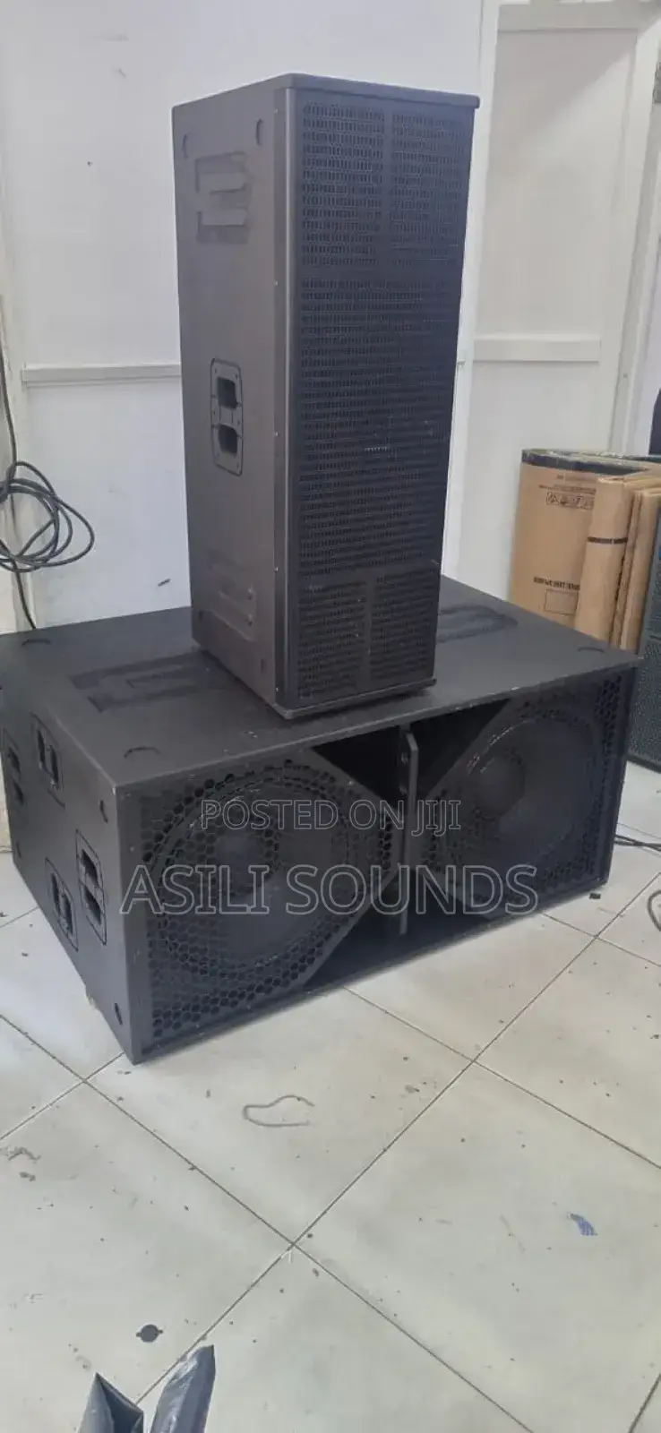 Set of Bass Boss Speaker