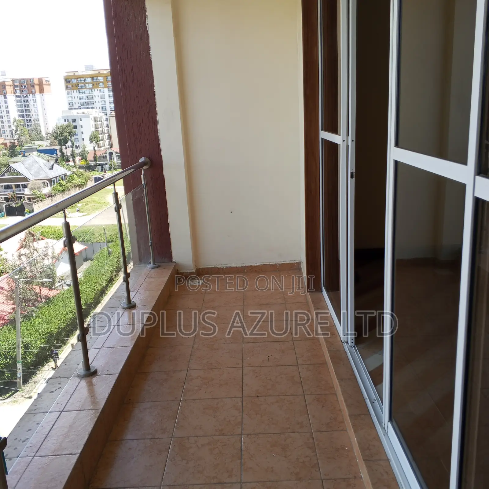 3bdrm Apartment in Hotel 67 Area for rent
