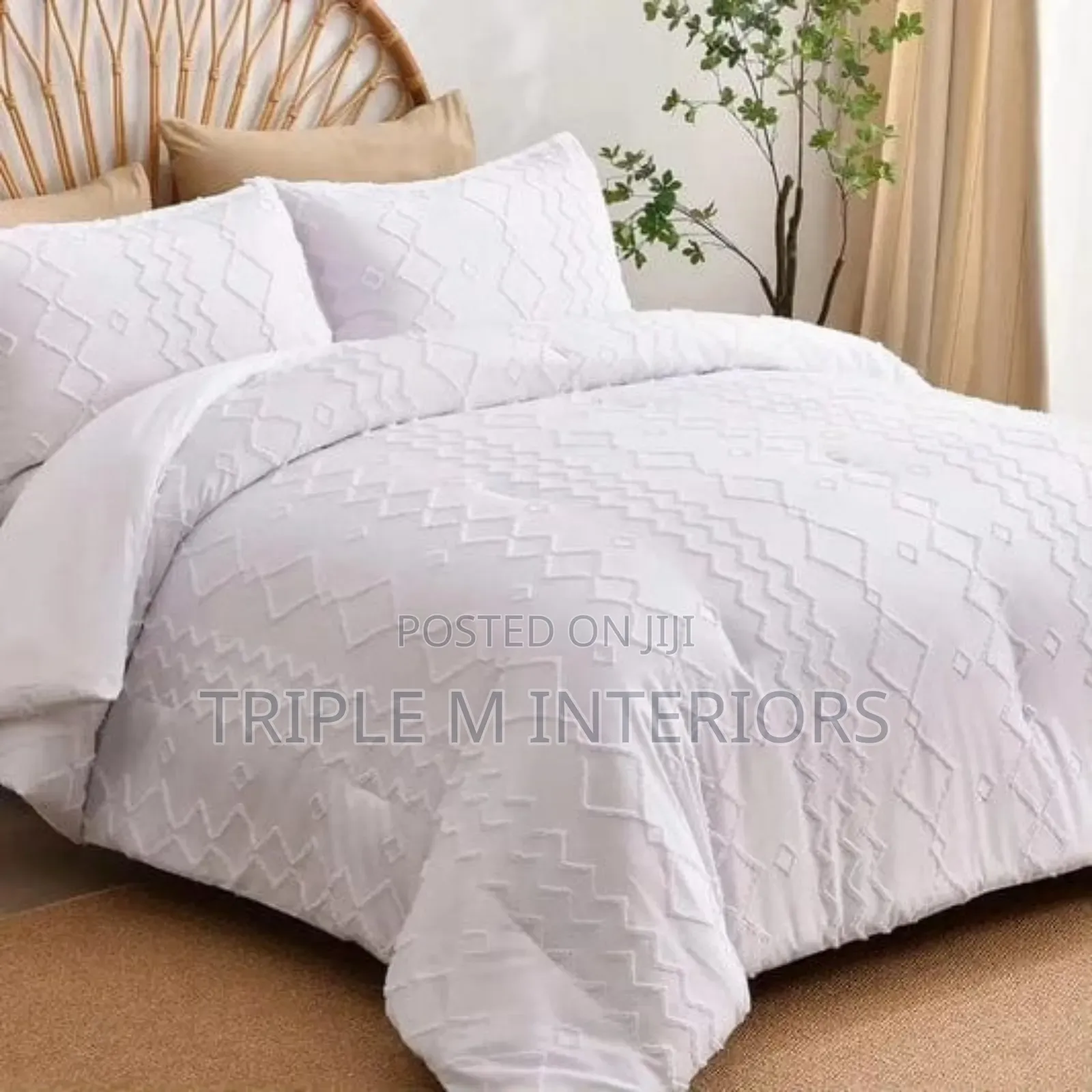 Designer Tufted Bedding Set | Smooth Classy Look