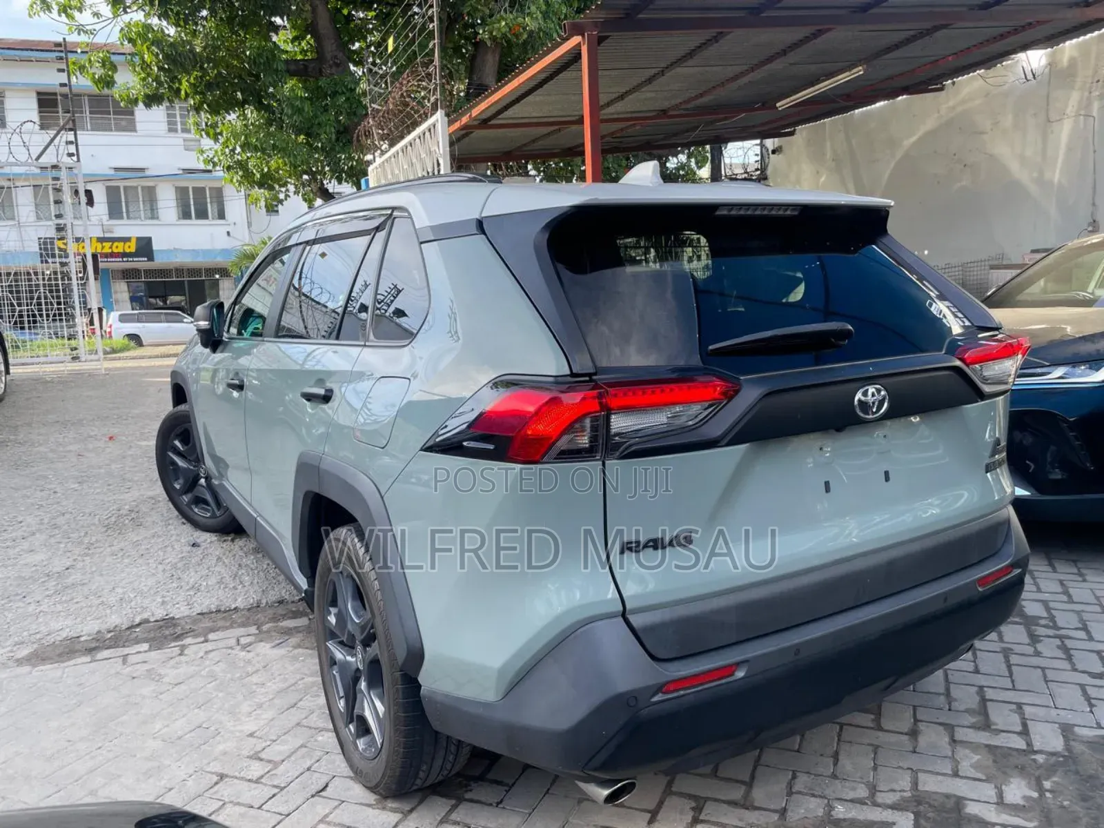 Toyota RAV4 Adventure AWD 2020 Blue