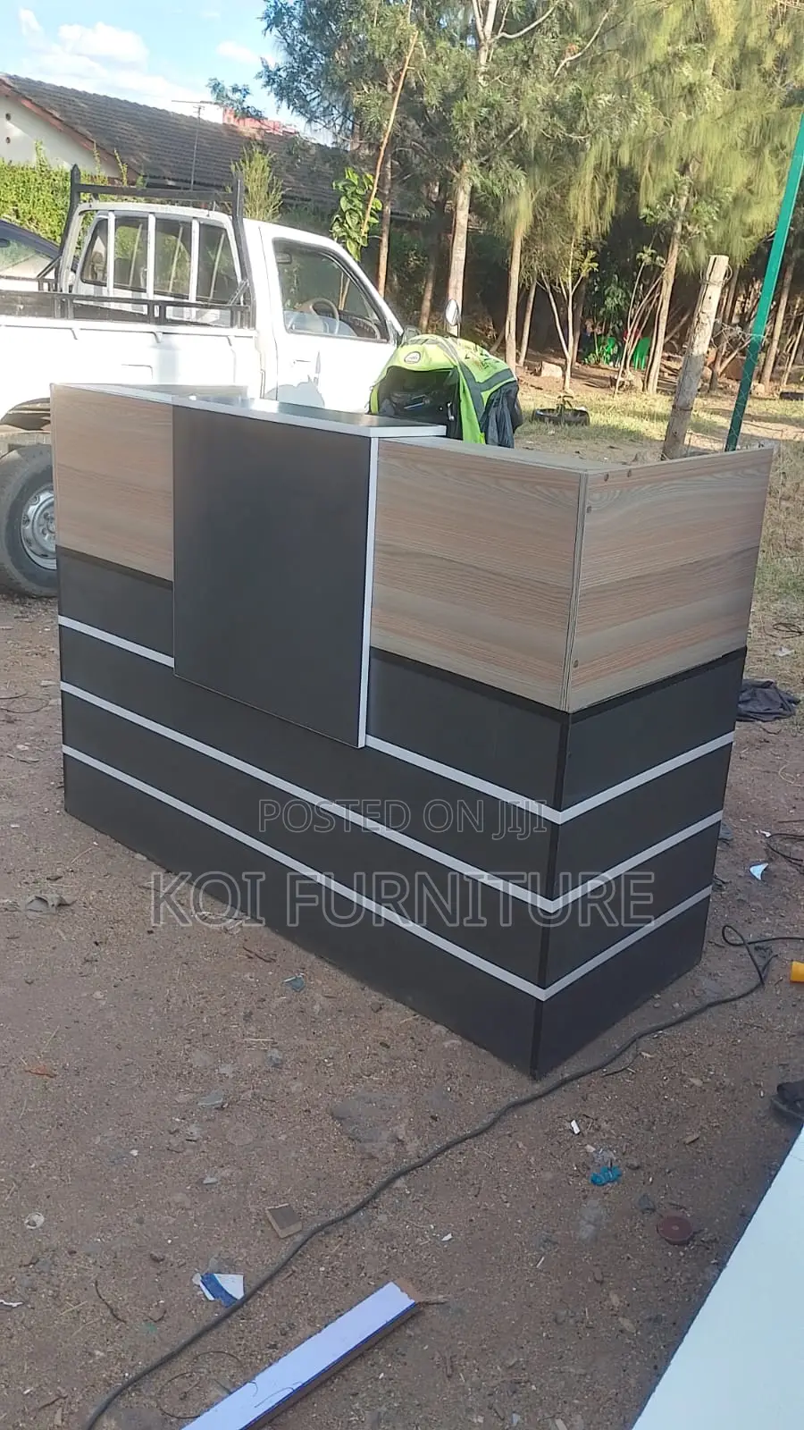 Office Desk : 1.6m Koi Custom Modern Reception Desk