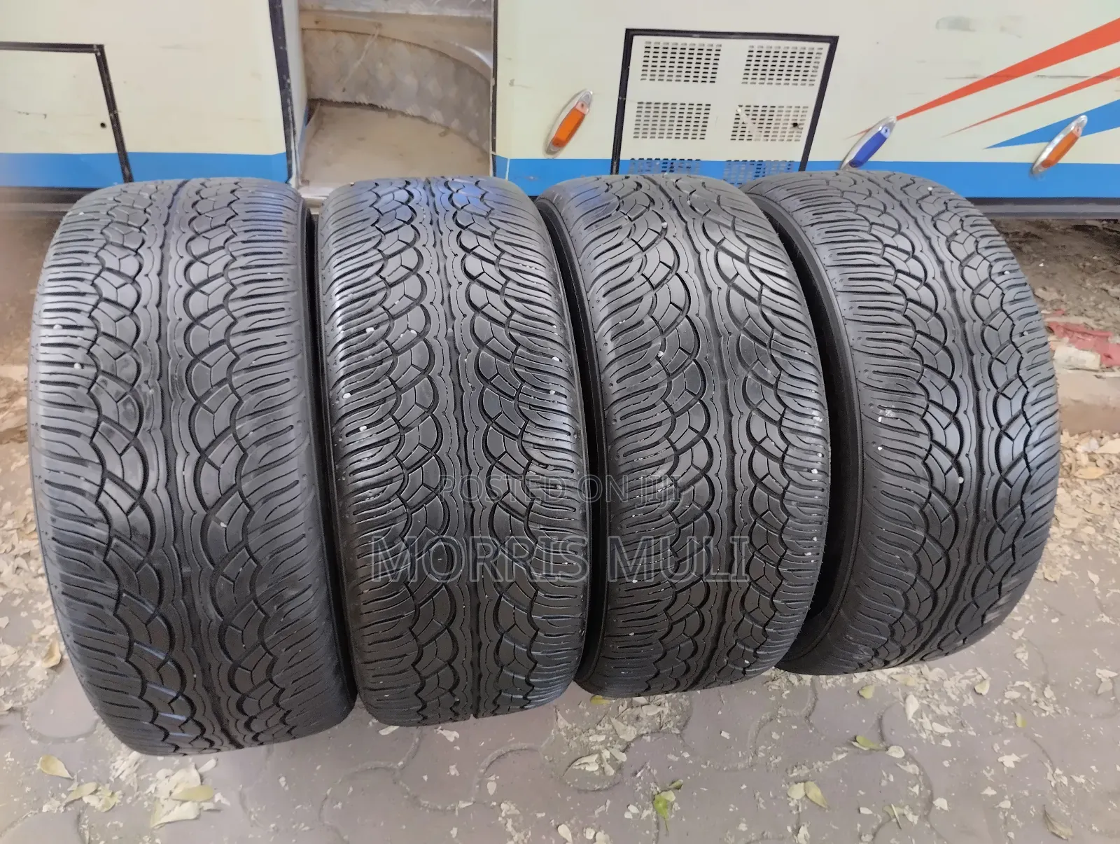285/50r20 Yokohama