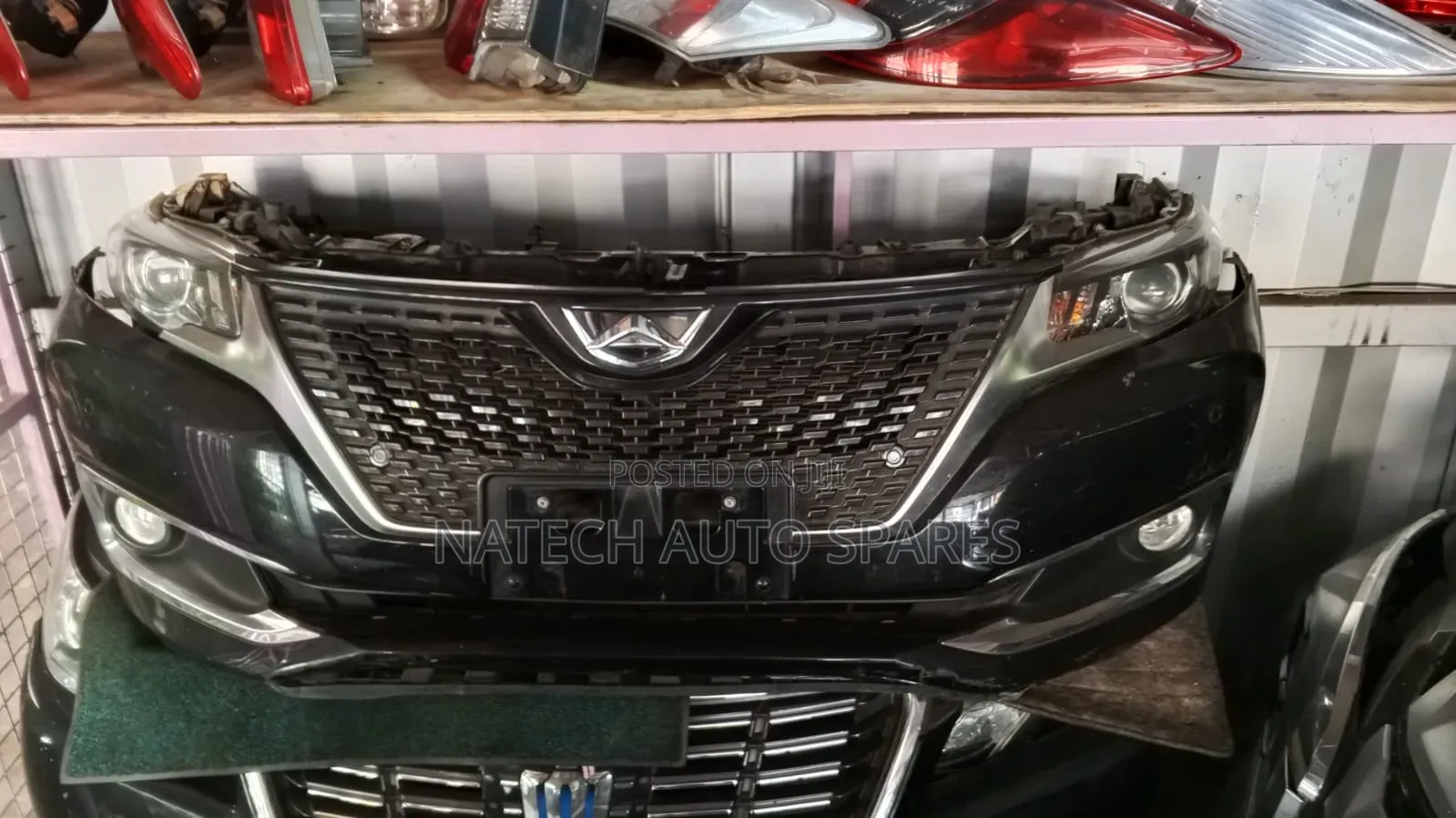 Toyota Premio 2018 Nosecut (270)
