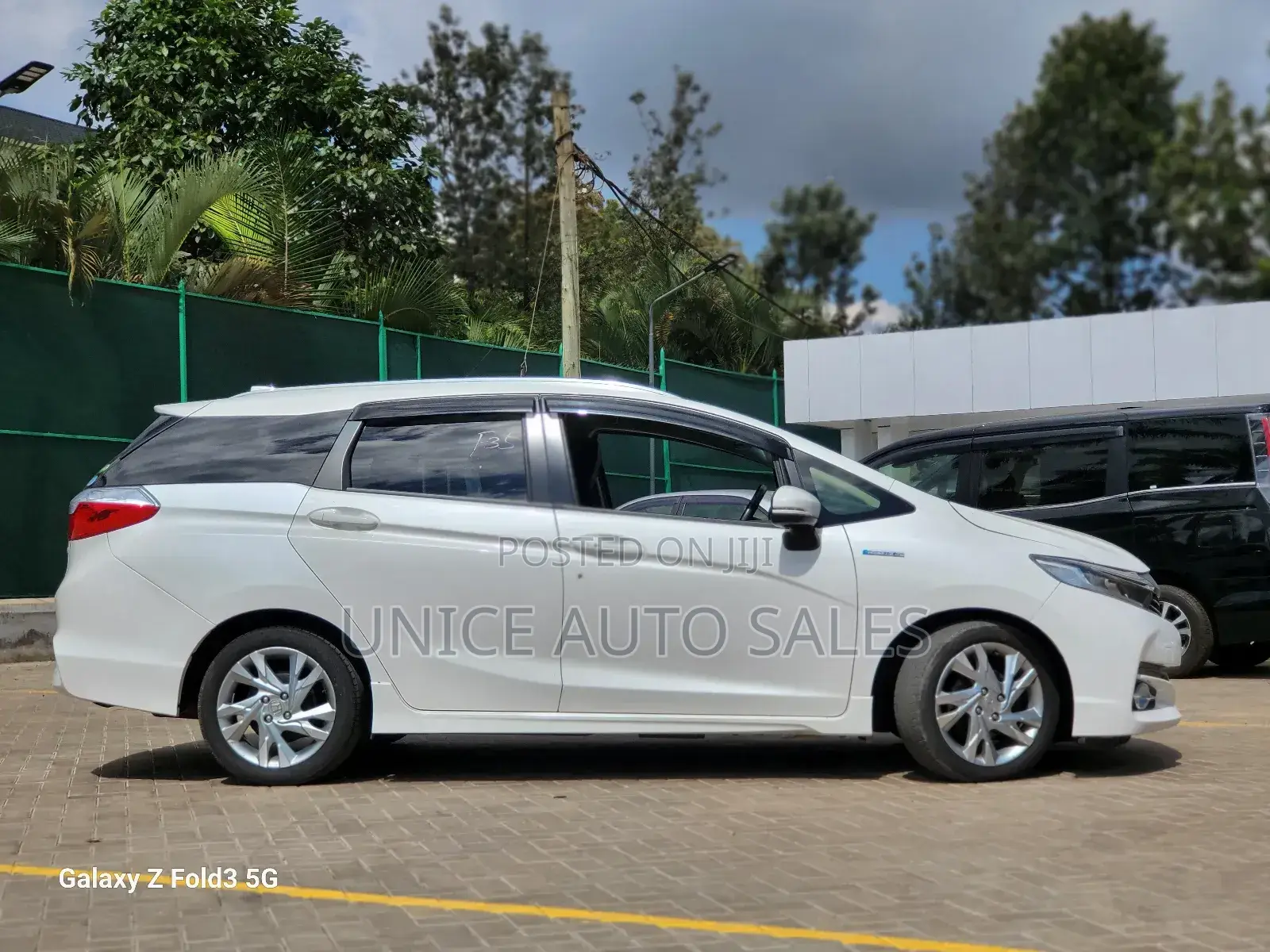 Honda Shuttle 1.5 G 2WD 2019 White