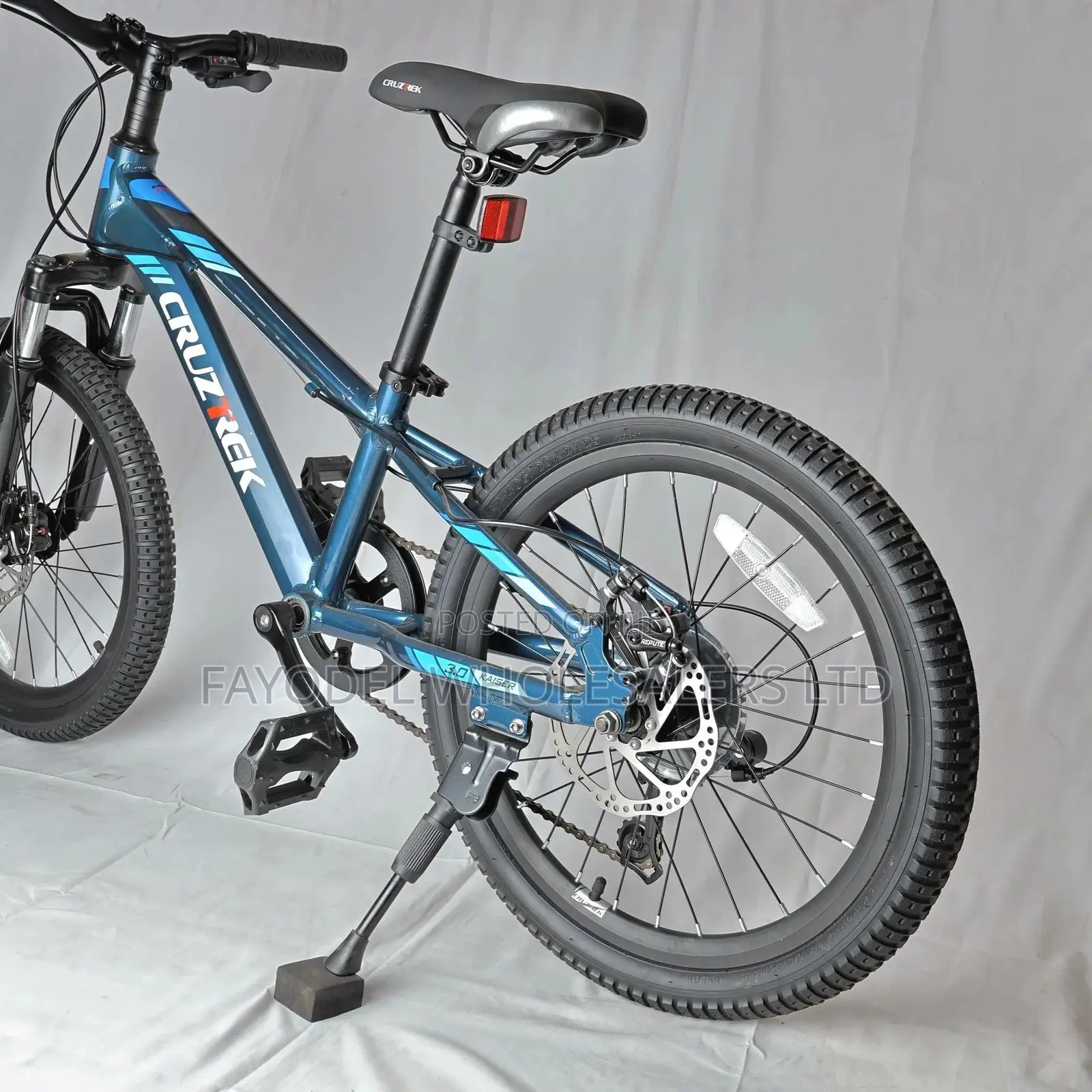 Cruztrek Pro 3.0 Bicycle Kids Bike Size 20