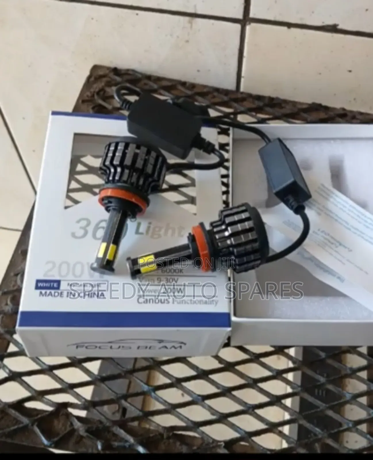 Headlight Bilb H4.Universal in All Vehicles.,3 Pin