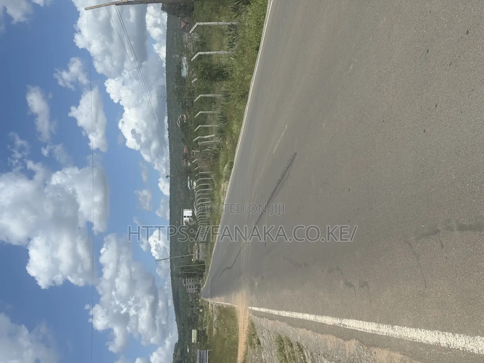 Accessible Plots in Kinanie^Bw