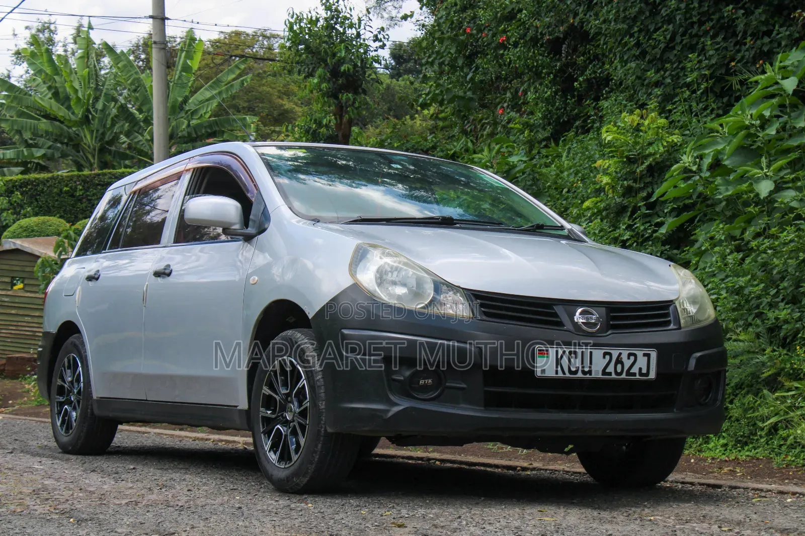 Nissan Advan 2012 Silver