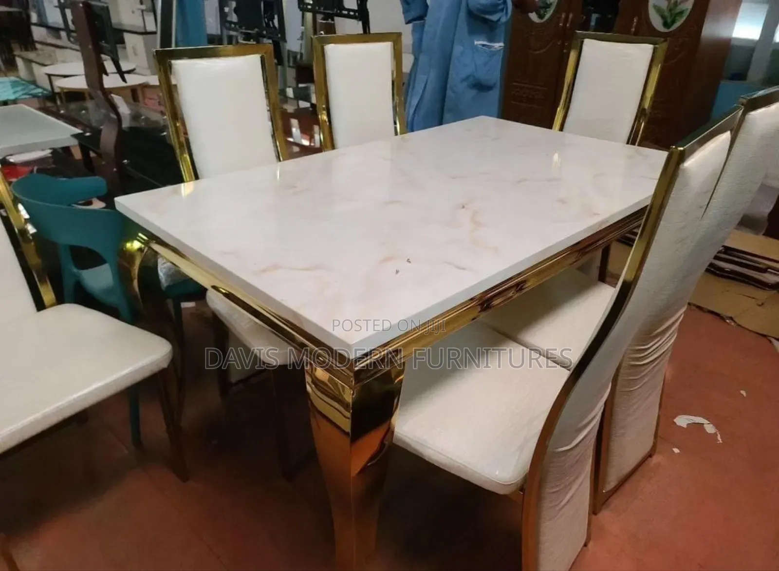 Gold Draining Table With 6 Chairs