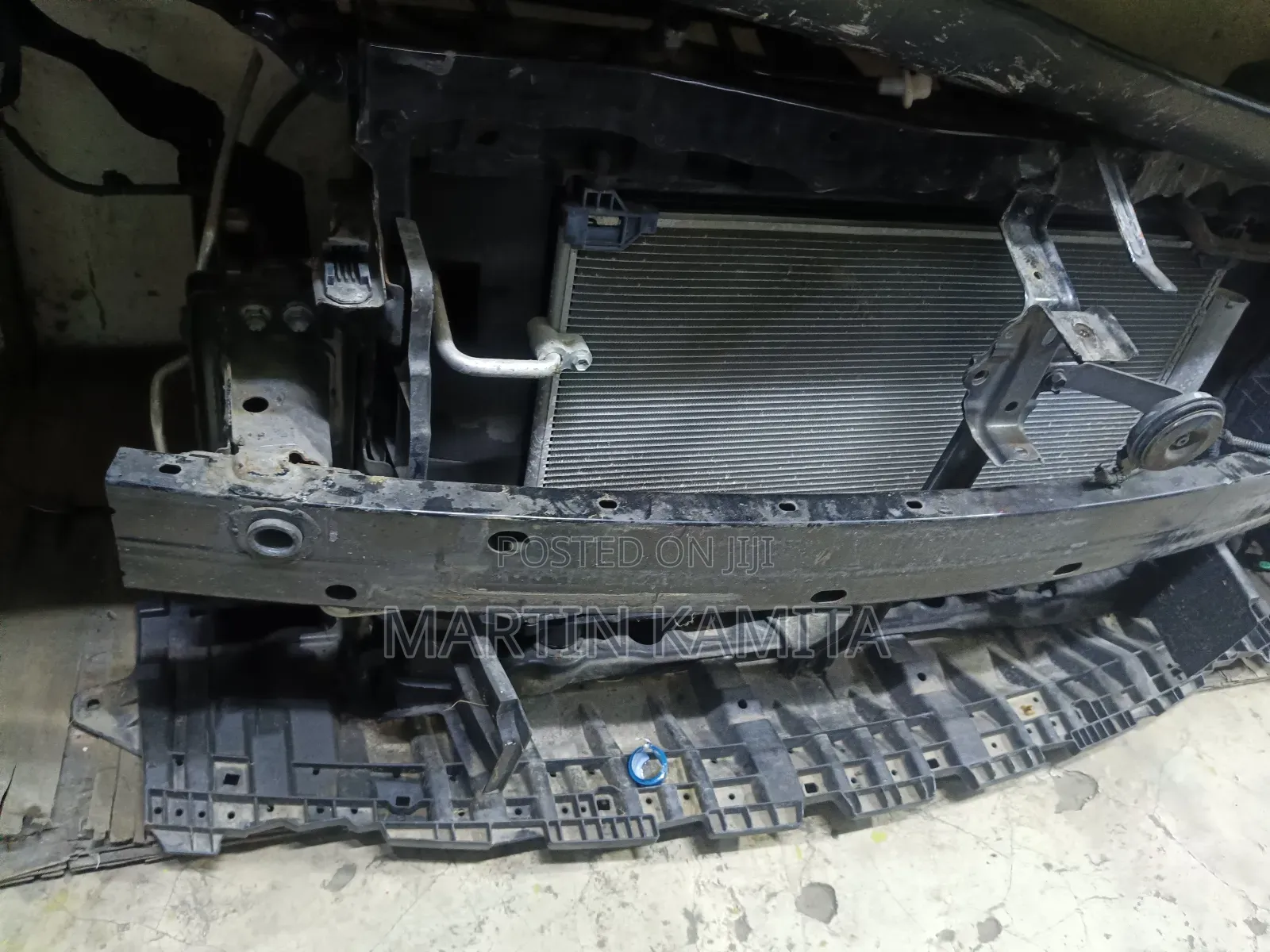 She'll With Radiators Auris 2018