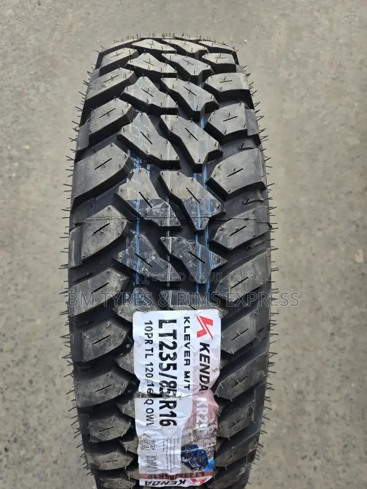 235 /85 R16 Kenda Tyres (Mud Terrein)