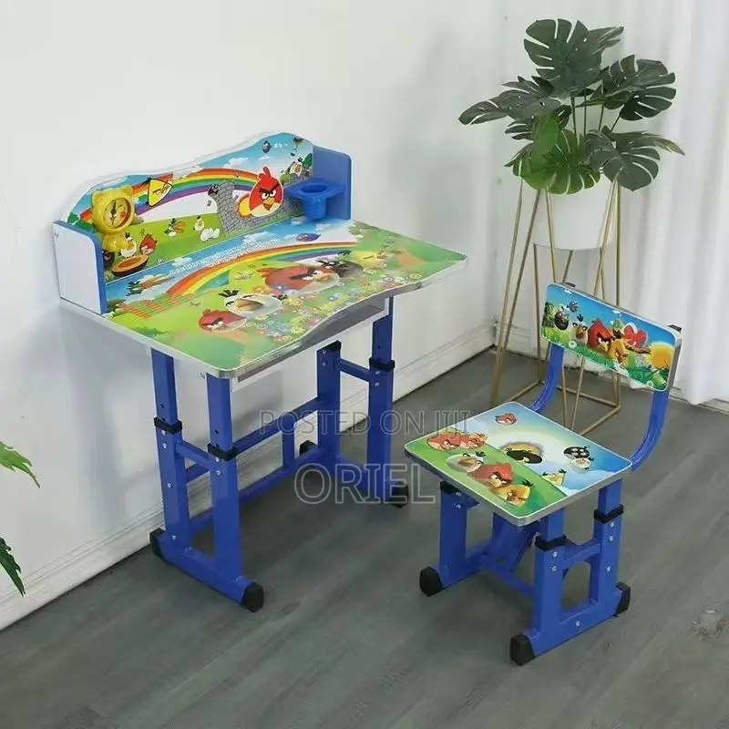 Kids Furniture : Kids Ergonomic Learning Desk and Chair