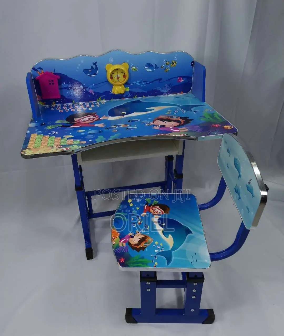 Kids Furniture : Kids Ergonomic Learning Desk and Chair