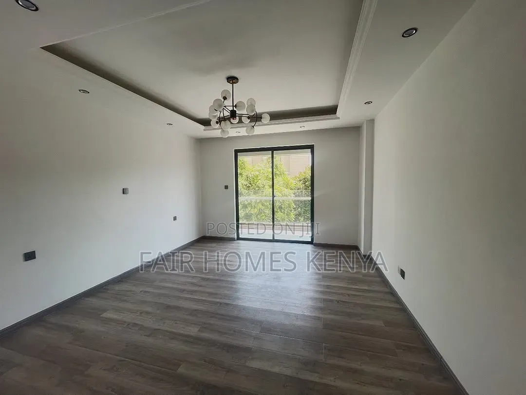 4bdrm Apartment in Valley Arcade for rent