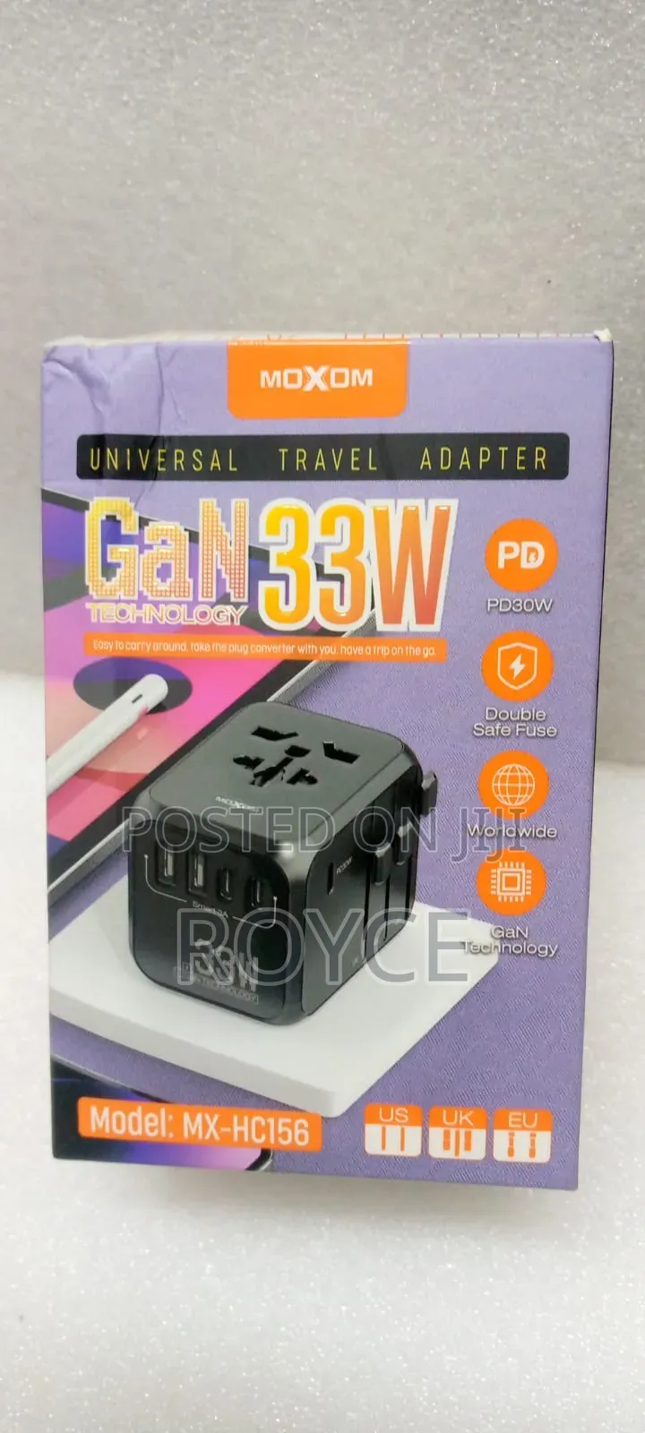 Moxom Universal Travel Adapter